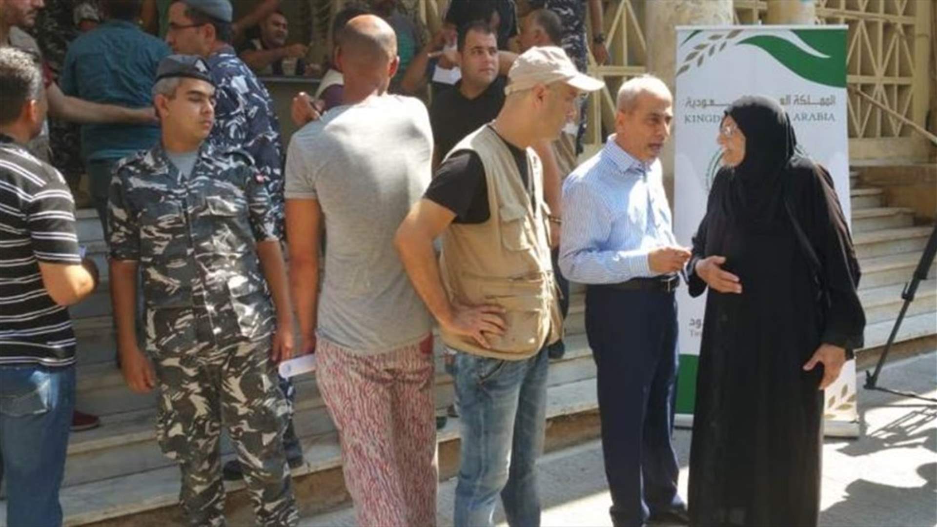خير قدم مساعدات للمتضررين من حريق جسر نهر ابو علي بتوجيه من الحريري
