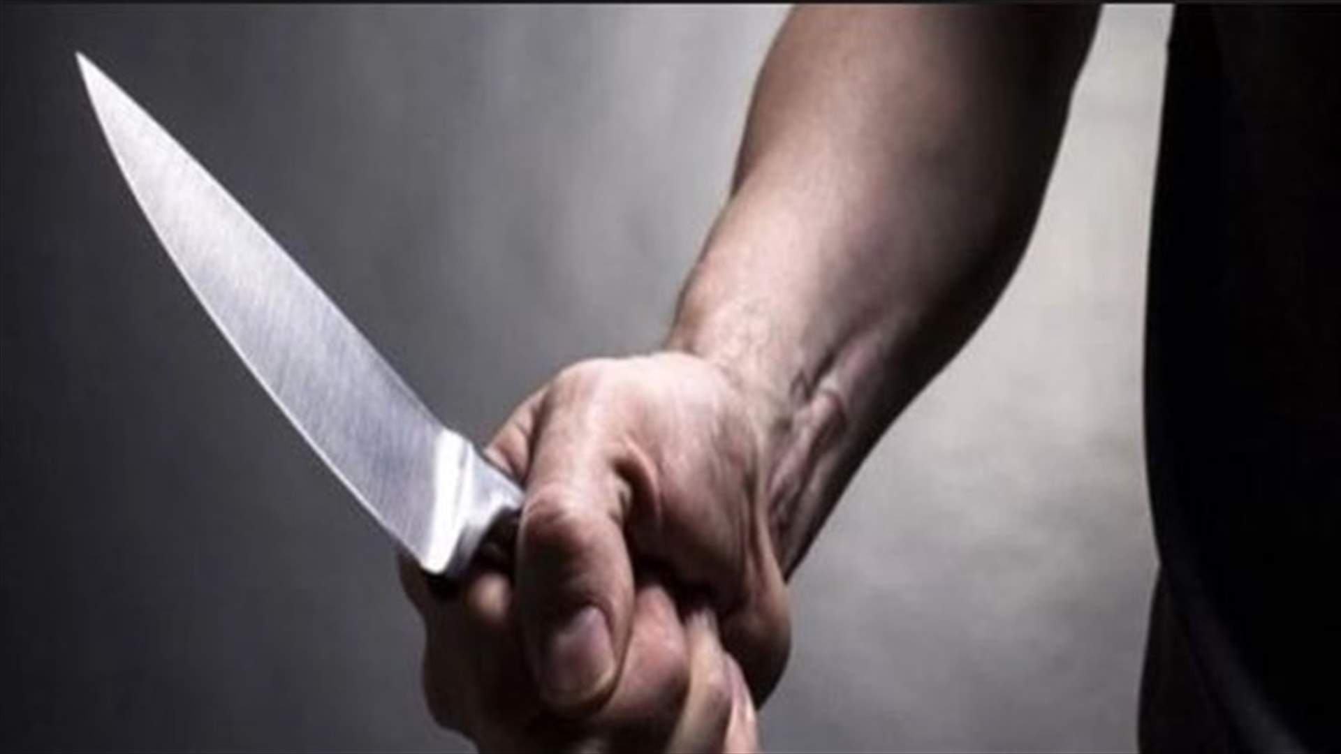 جريمة مروعة في أدونيس... قتلاه طعنا بالسكاكين بعد خلاف لأسباب مادية