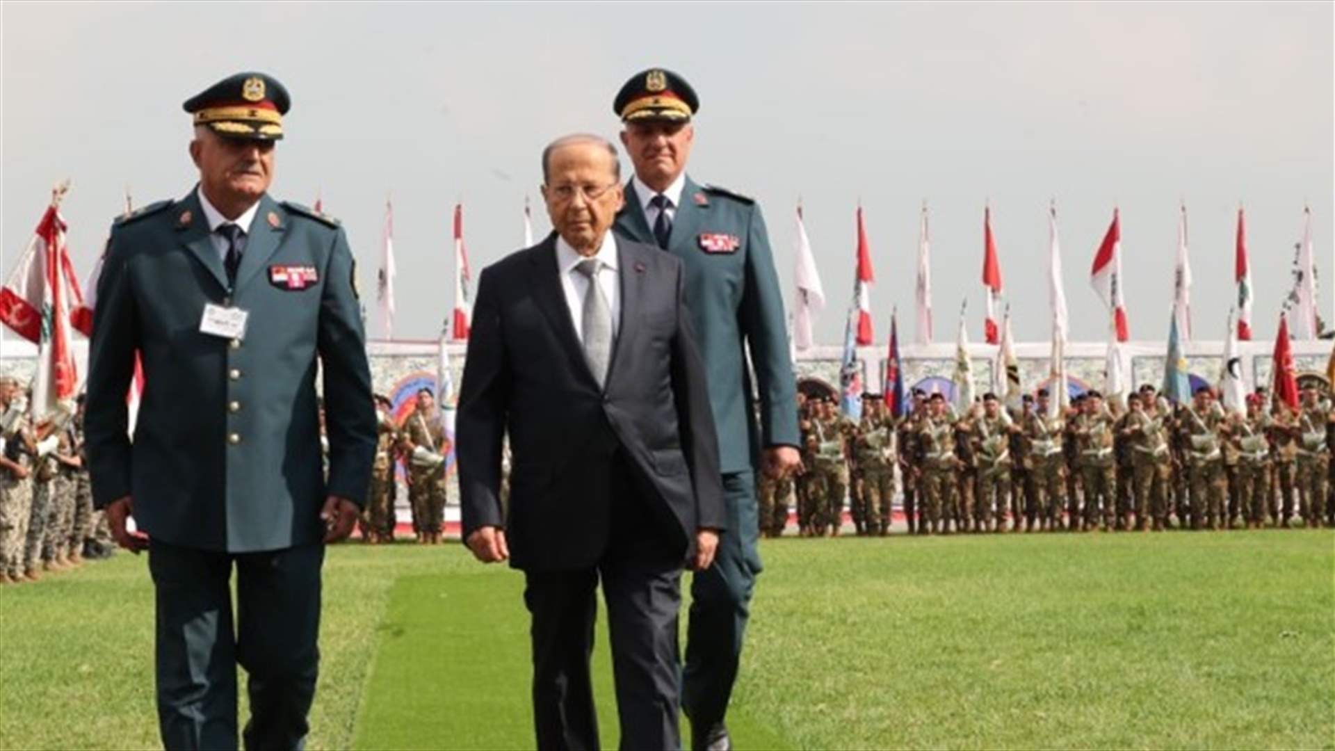 هذا ما كتبه الرئيس عون في السجل الذهبي للكلية الحربية...