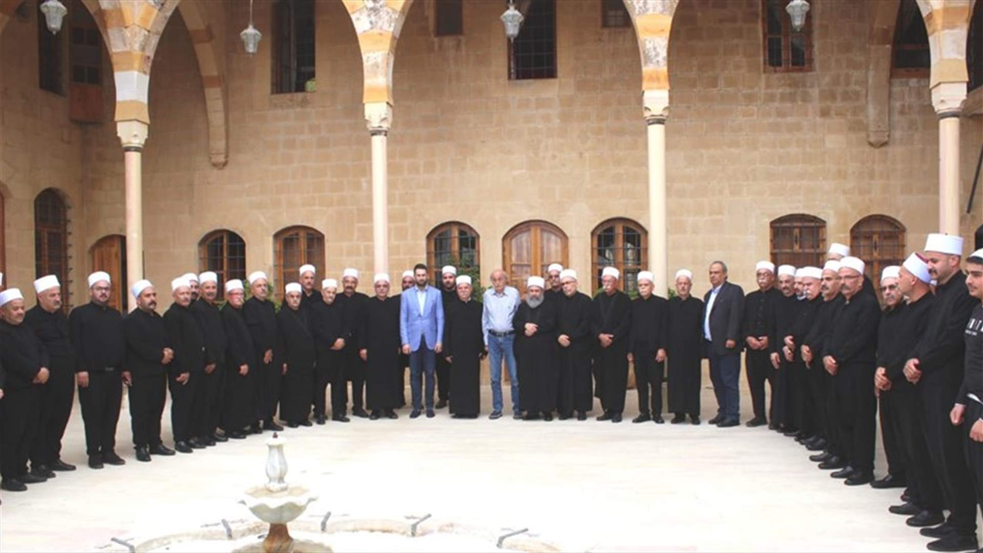 جنبلاط التقى هيئة ومشايخ العرفان: نؤكد معكم تأييدنا لحرصكم الدائم على حفظ كرامة الجبل