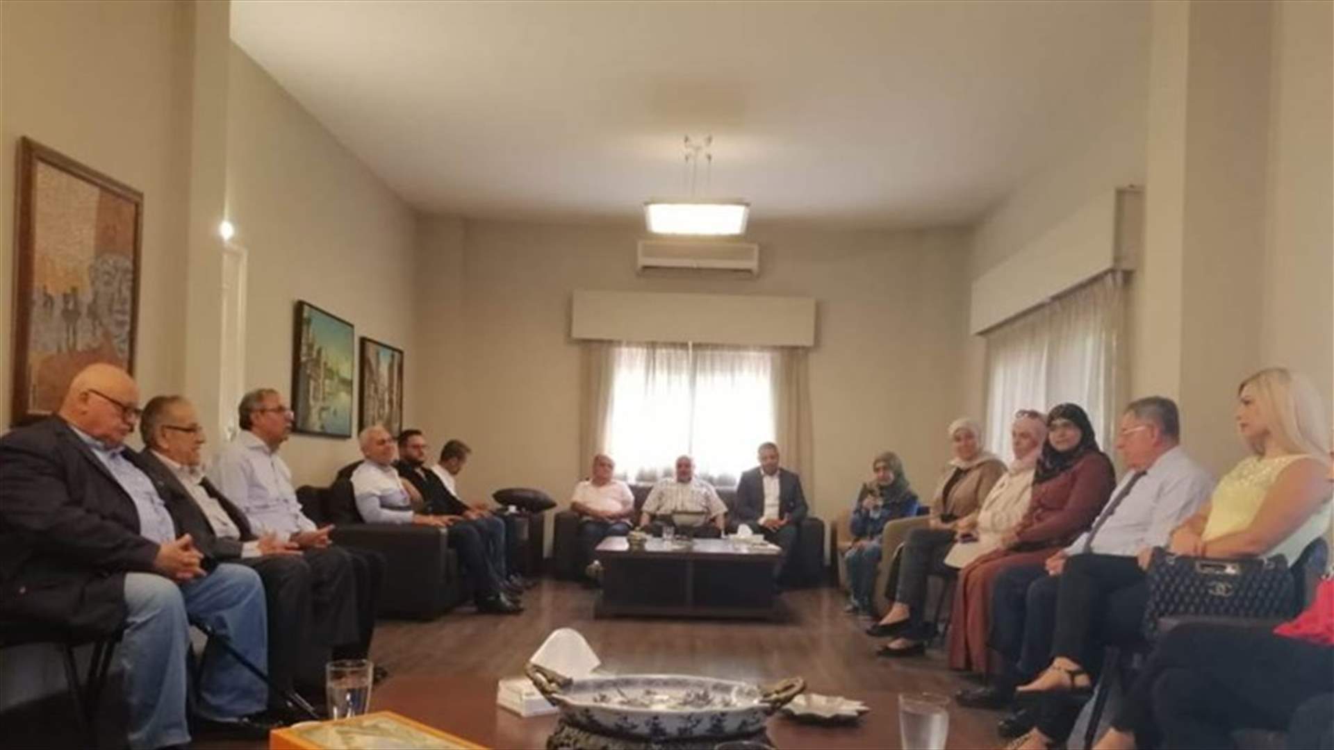 السنيورة: لحل أزمة ملف العمالة الفلسطينية عبر لجنة الحوار اللبناني الفلسطيني