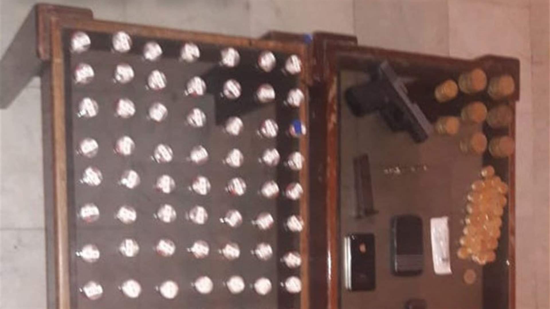 الجيش يدهم منزل مروّج مخدرات ويضبط كمية كبيرة منها (صورة)