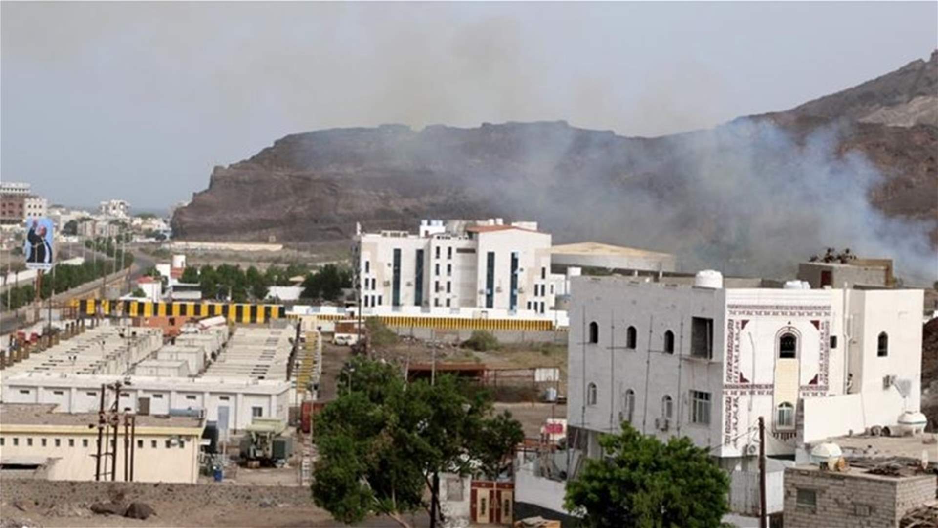At least eight civilians killed Aden clashes -medical sources