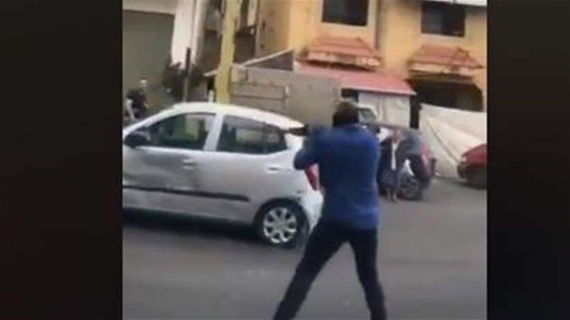 "الجمهورية": تسليم المسلحين قريباً