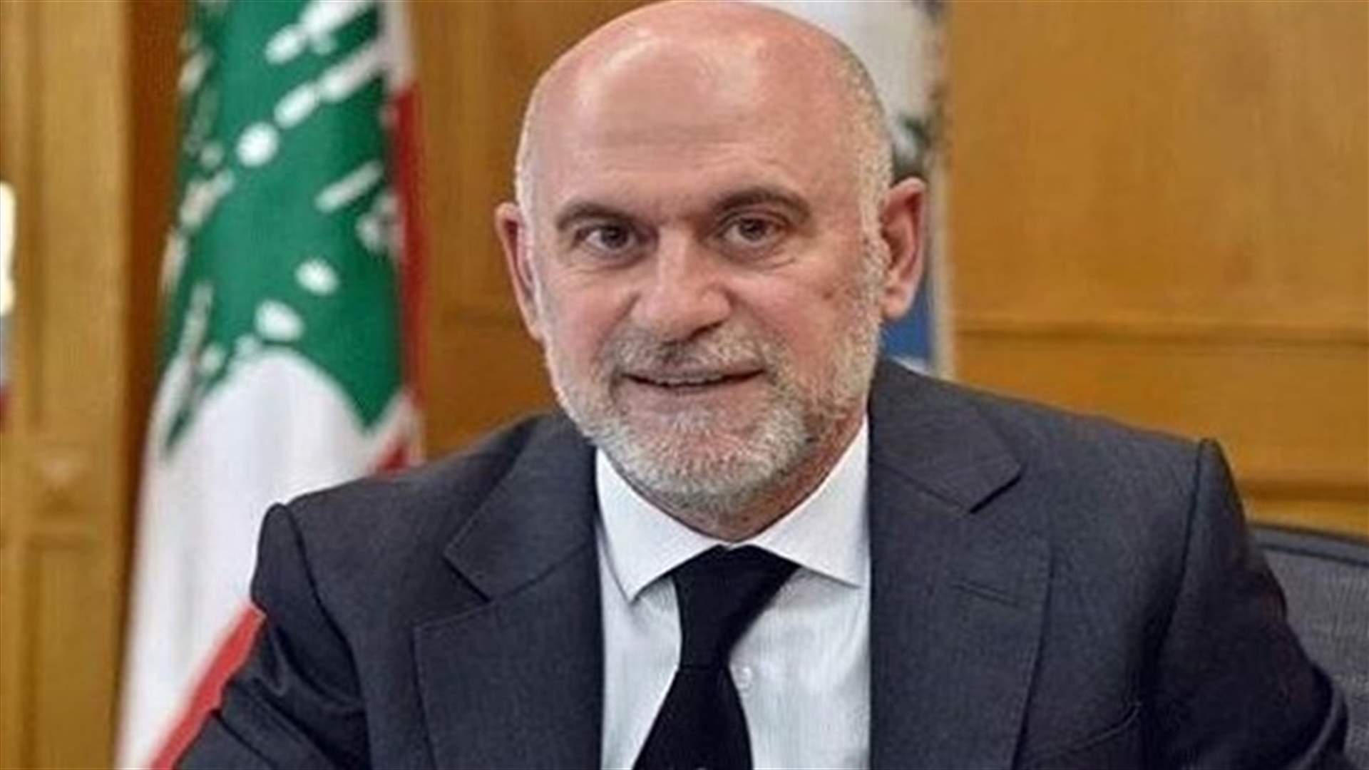 "بين عرس الوطن وعرس ابنه"... ماذا اختار فنيانوس؟