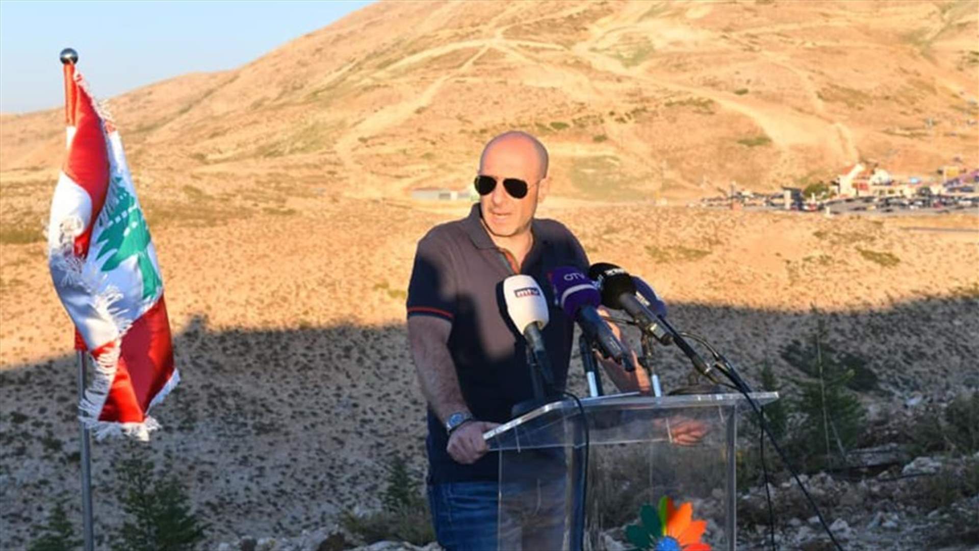 إفتتاح "غابة أرز الفنانين" في كفردبيان... جريصاتي: لن أتراجع امام مافيا المقالع والكسارات (صور)