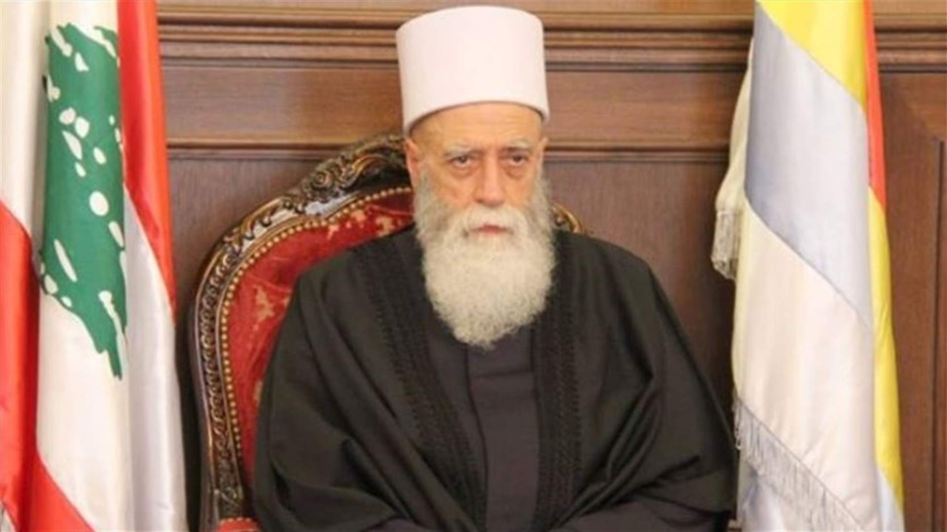 اتصالات مهنئة بالاضحى الى شيخ العقل...