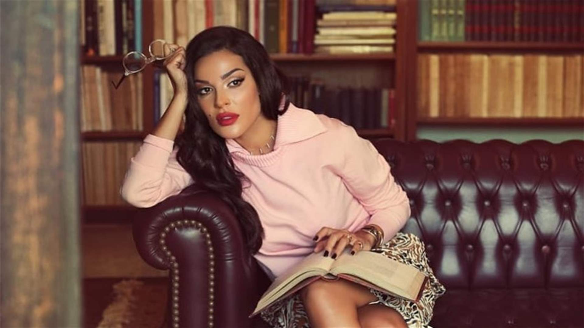 عارضة أزياء عالمية نسخة طبق الأصل عن نادين نسيب نجيم (صورة)