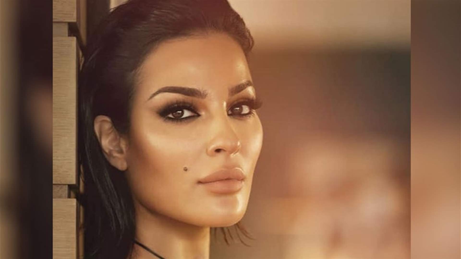 نادين نجيم تكشف عن وجه ابنها لأول مرّة... شعره أشقر كوالده (فيديو)