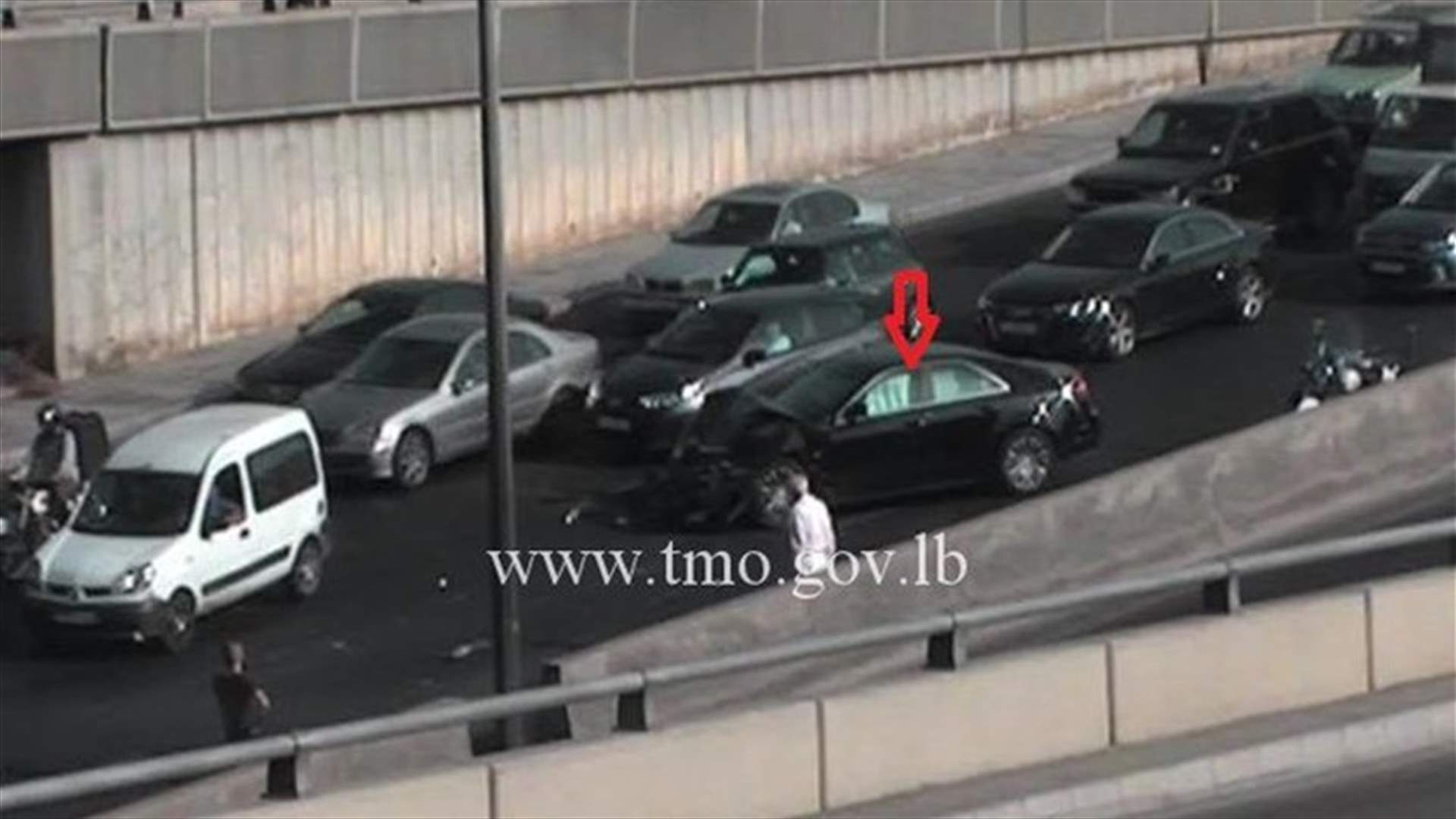 حادث سير بين 4 مركبات على اوتوستراد النقاش (صورة)