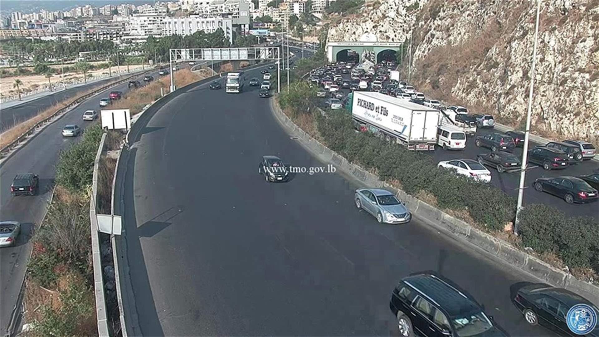 زحمة سير من الصيفي وصولا الى جونية (صوَر)