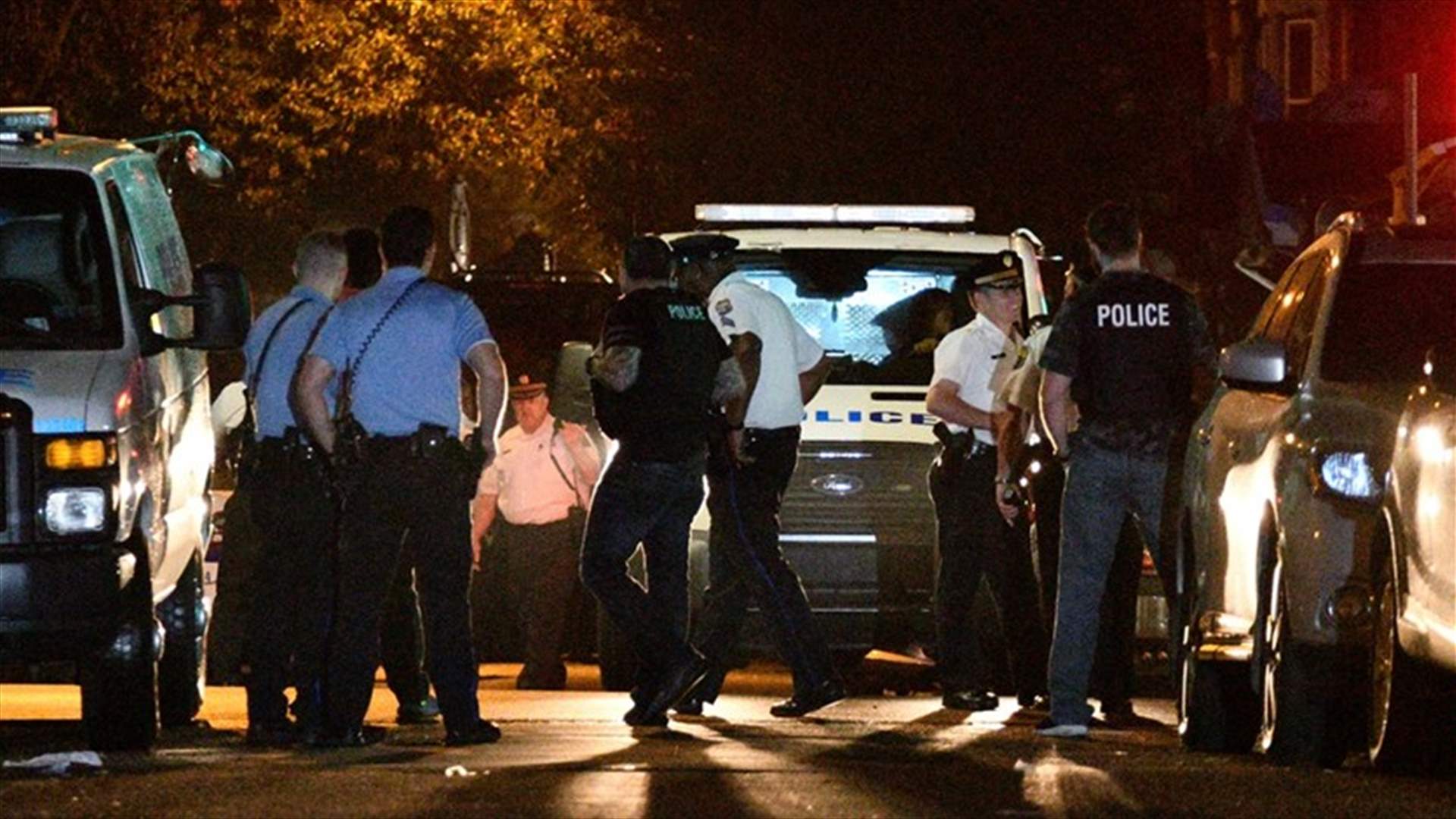 تبادل لإطلاق النار بين شرطة فيلادلفيا وقناص... إصابة شرطيين واعتقال القناص (فيديوهات)