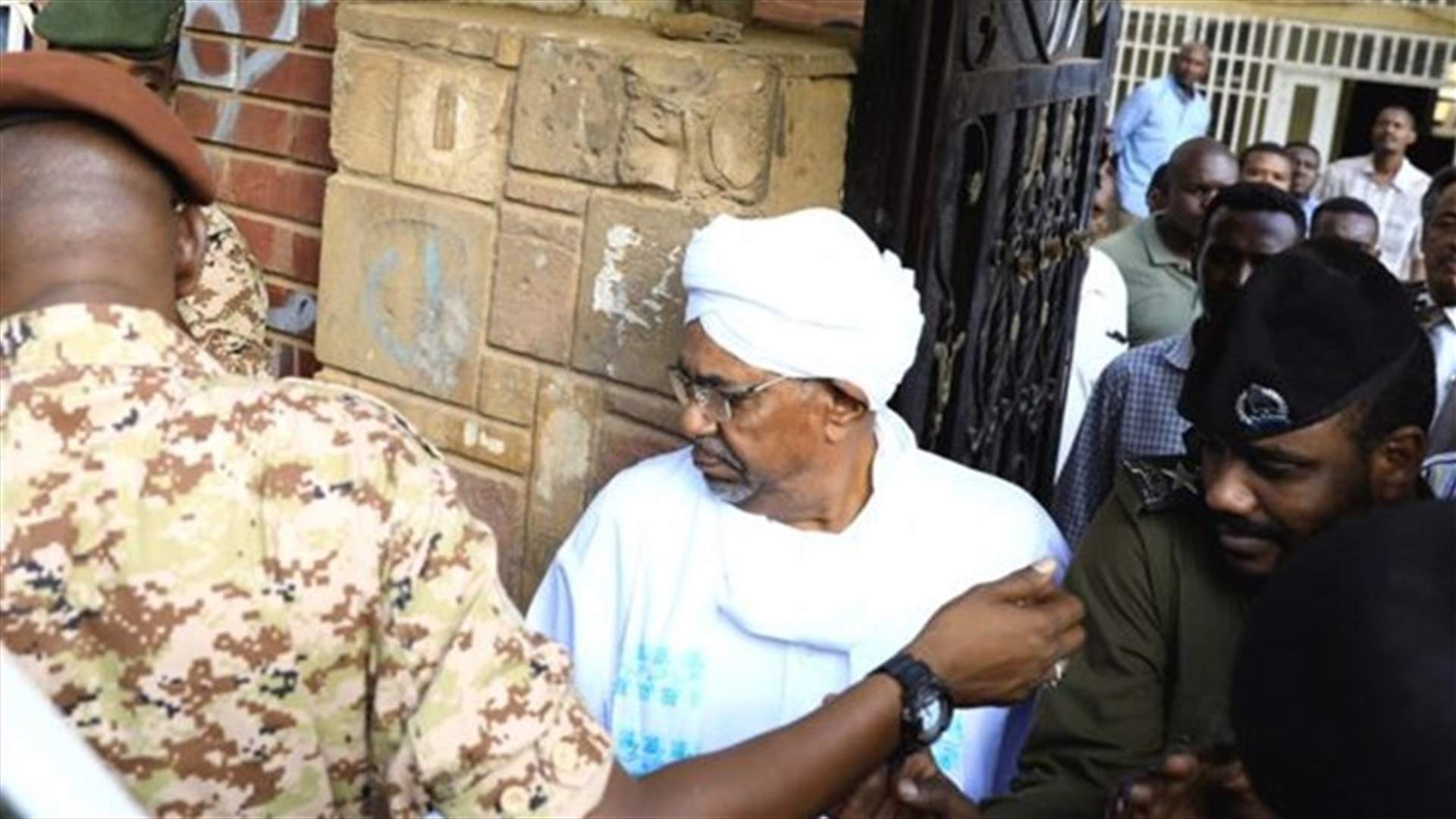 البشير يعترف بتلقي 90 مليون دولار من السعودية