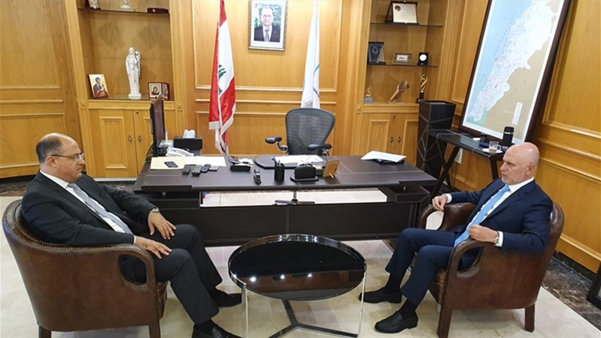 فنيانوس عرض شؤونا تنموية مع اللقيس وهاشم والخازن ودوفريج