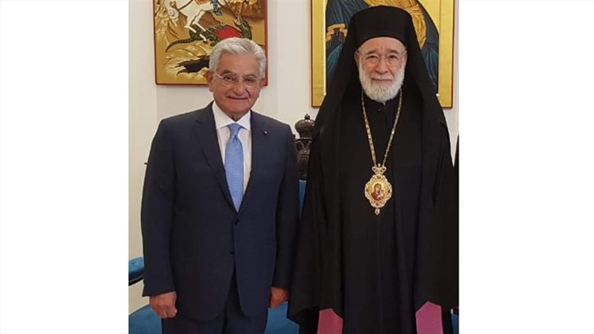 الأوضاع المالية بين المطران عودة وصفير (صوَر)