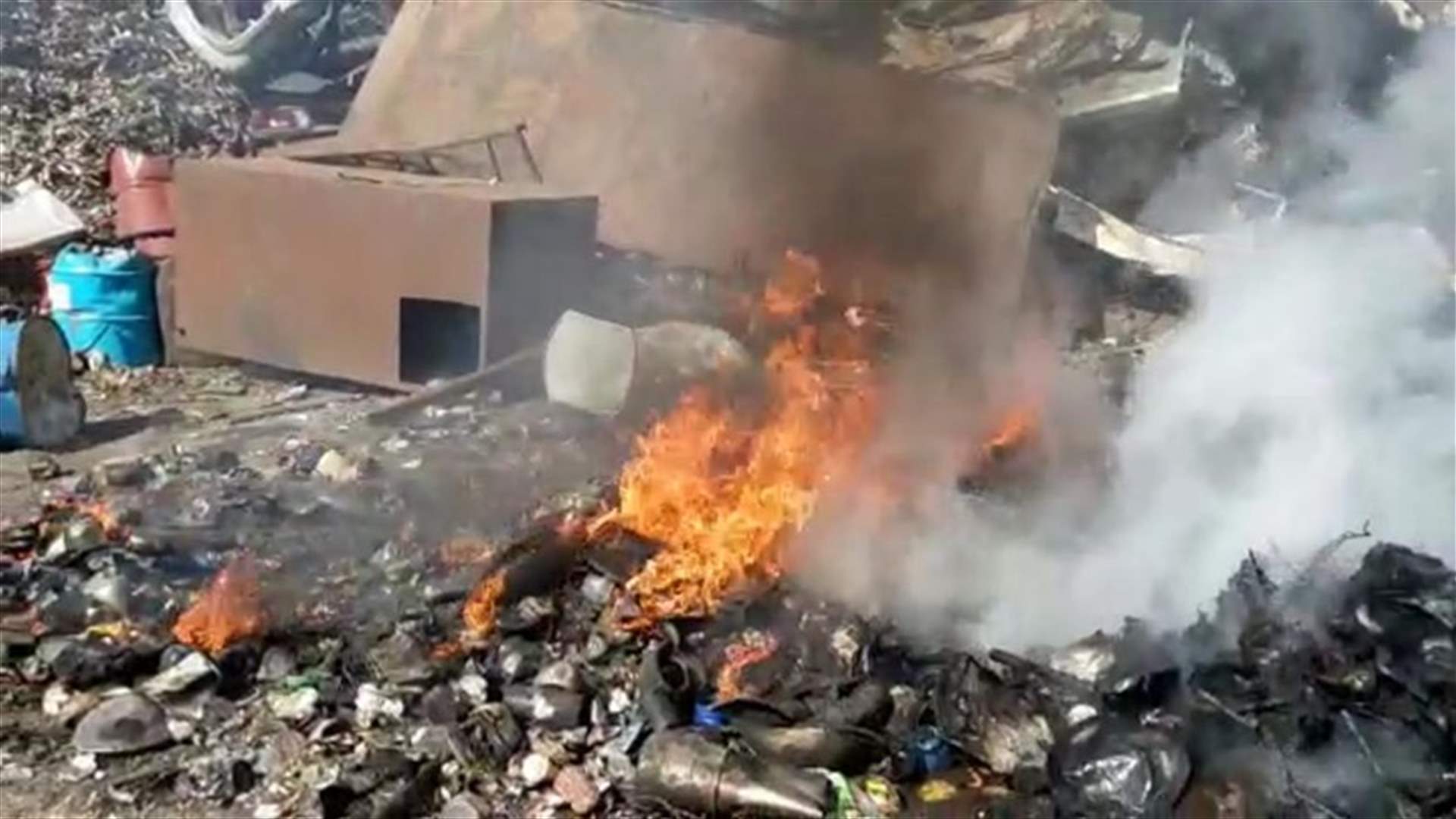 في طرابلس... توقيف صاحب &quot;بورة حديد&quot; يحرق أدوات كهربائية لاستخراج النحاس منها
