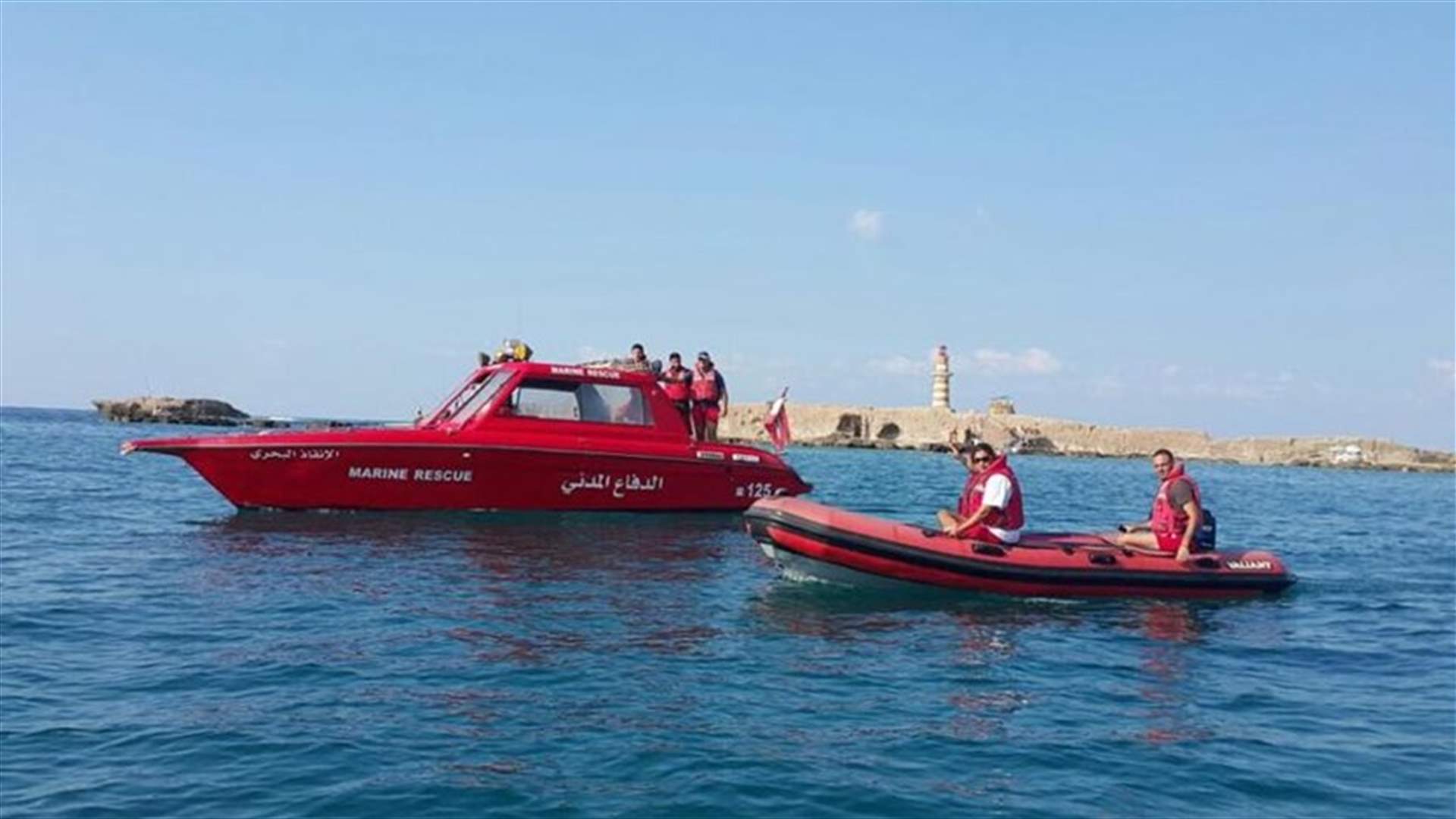 الدفاع المدني يُنقذ غريقًا مقابل شاطئ صيدا...