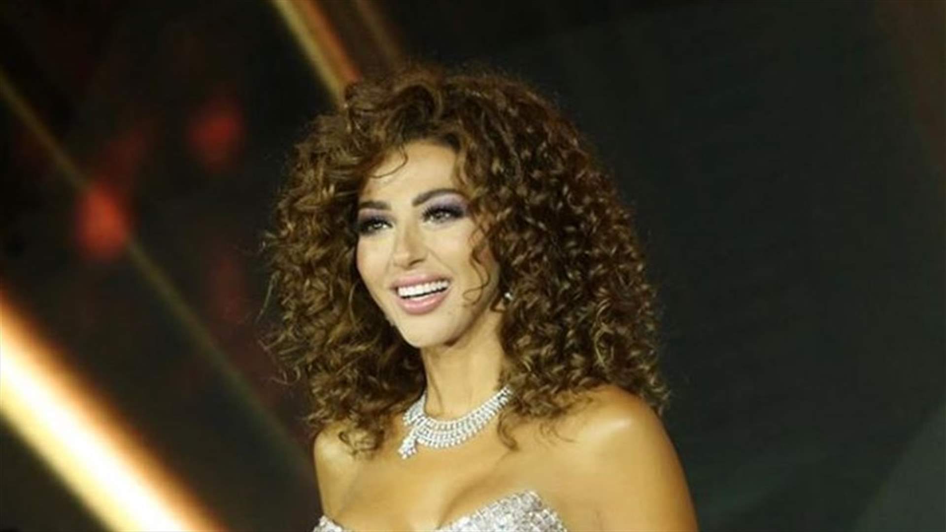 ميريام فارس ترتدي فستان الزفاف مجدداً.. هكذا جددت العهود مع داني متري (صور)