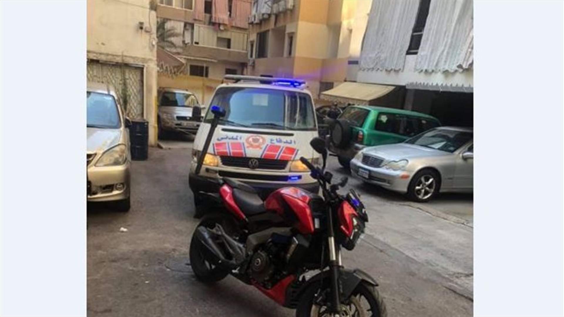 مهمة جديدة للـMoto Ambulance... اسعاف امرأة في منطقة الظريف - بيروت (صورة)