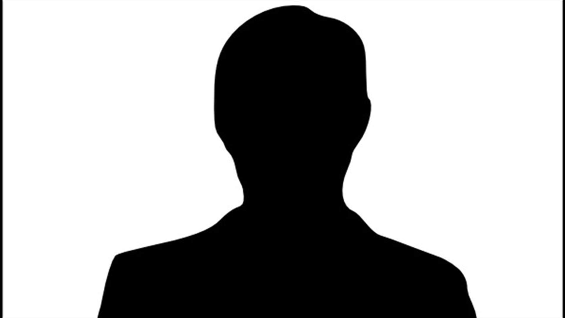 معجبون ينبشون قبر فنان ويصورون الجثة! (فيديو)