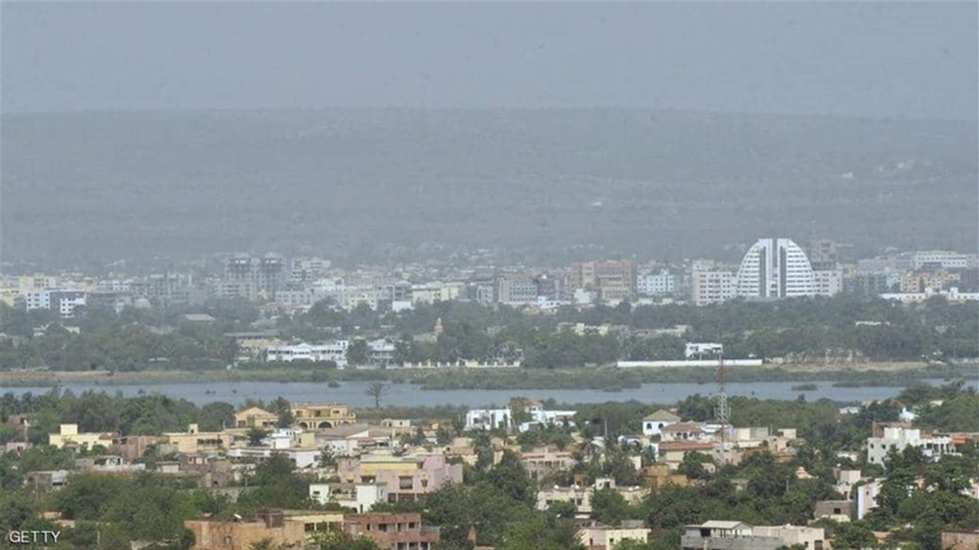 أكثر من 10 قتلى بانهيار مبنى في مالي
