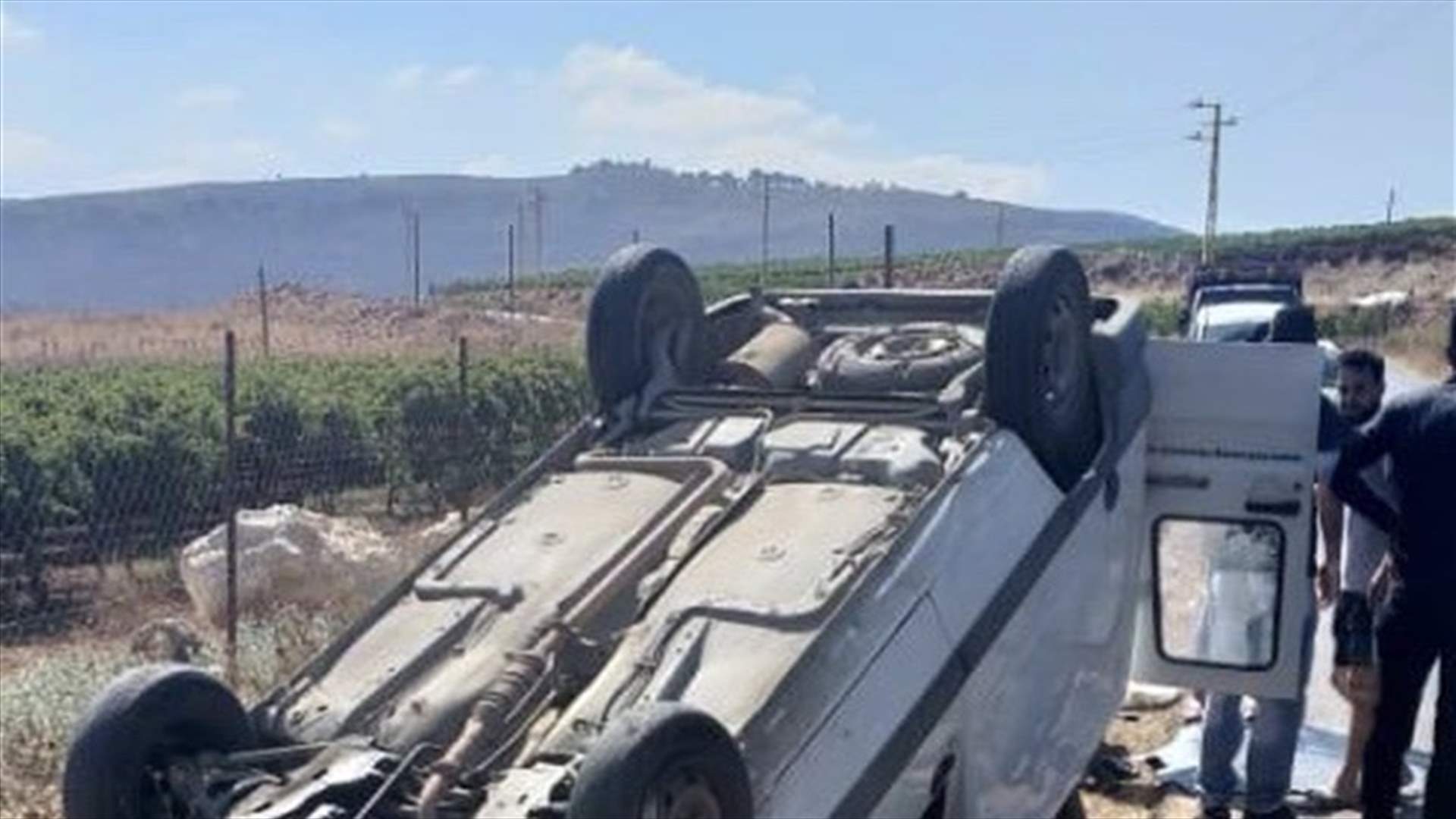 اصابة سائق بجروح نتيجة انقلاب سيارته على طريق الوزاني قضاء مرجعيون