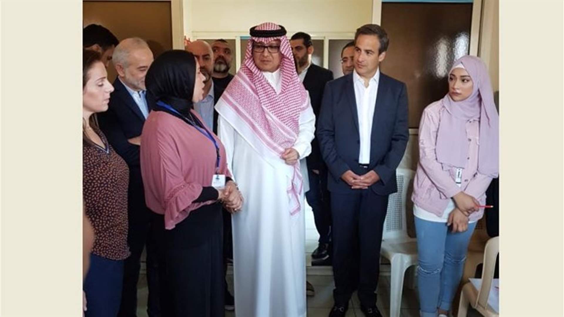 بخاري زار مركز رينيه معوض للخدمات في باب التبانة