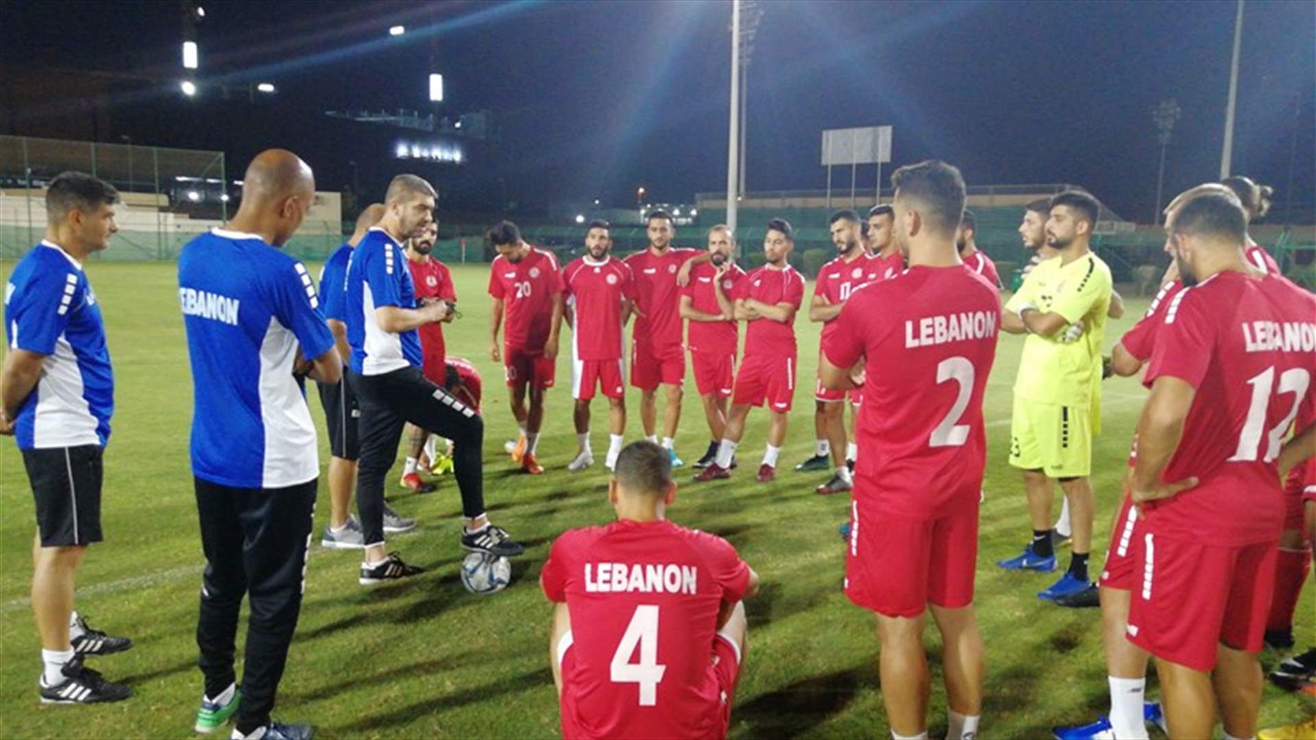 منتخب لبنان لكرة القدم يتعثر أمام عمان في مسقط ودياً