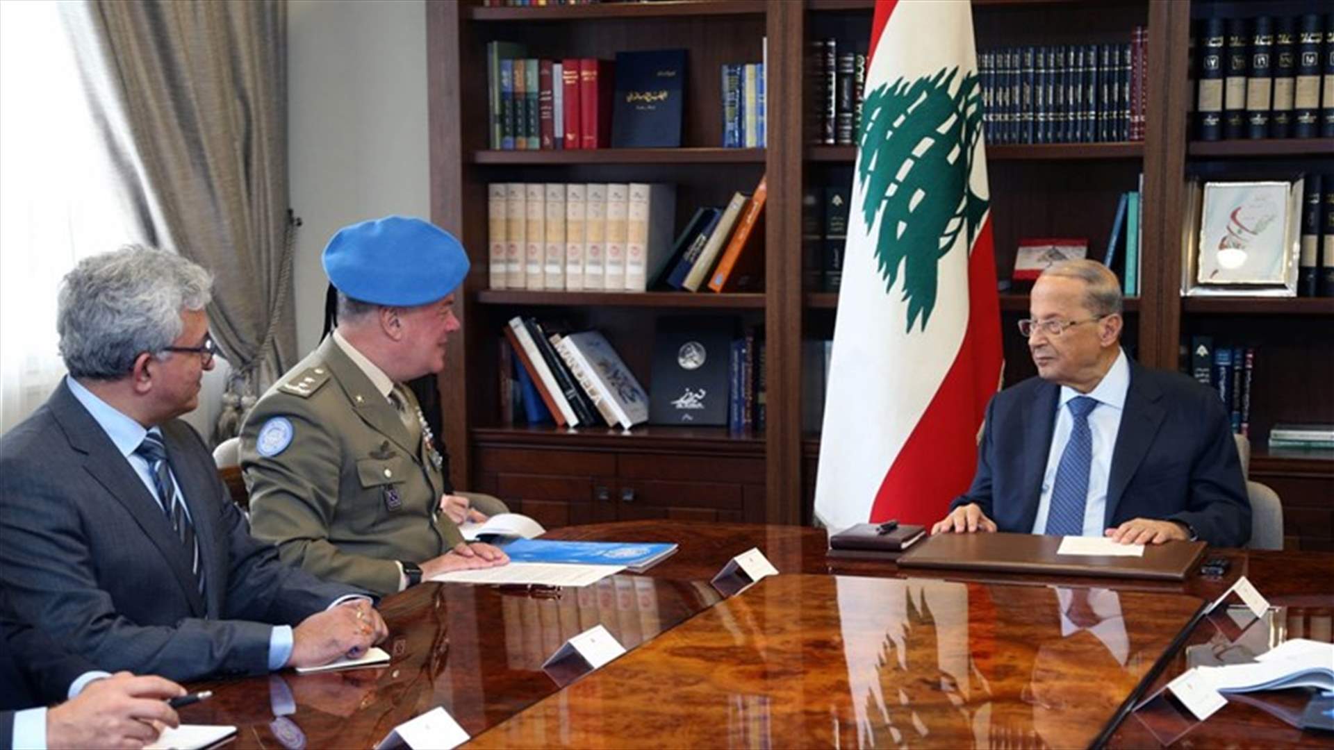 الرئيس عون بحث مع دل كول في الوضع جنوبا