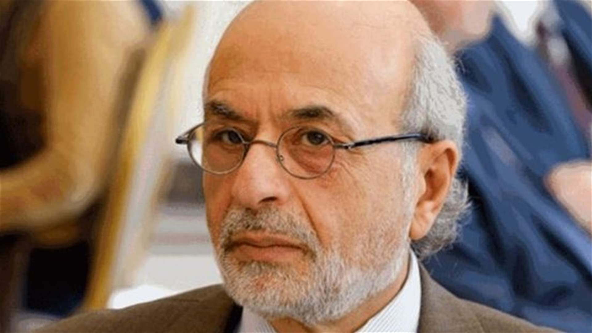 تغريدة لشهيب عن ملف المهجرين... &quot;الشمس طالعة والناس قاشعة&quot;