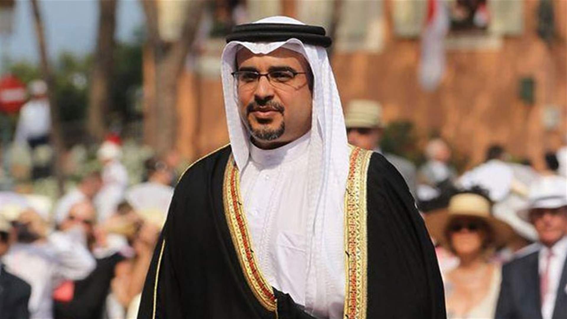 ولي عهد البحرين يعلن توقيع صفقة لشراء صواريخ باتريوت الأميركية