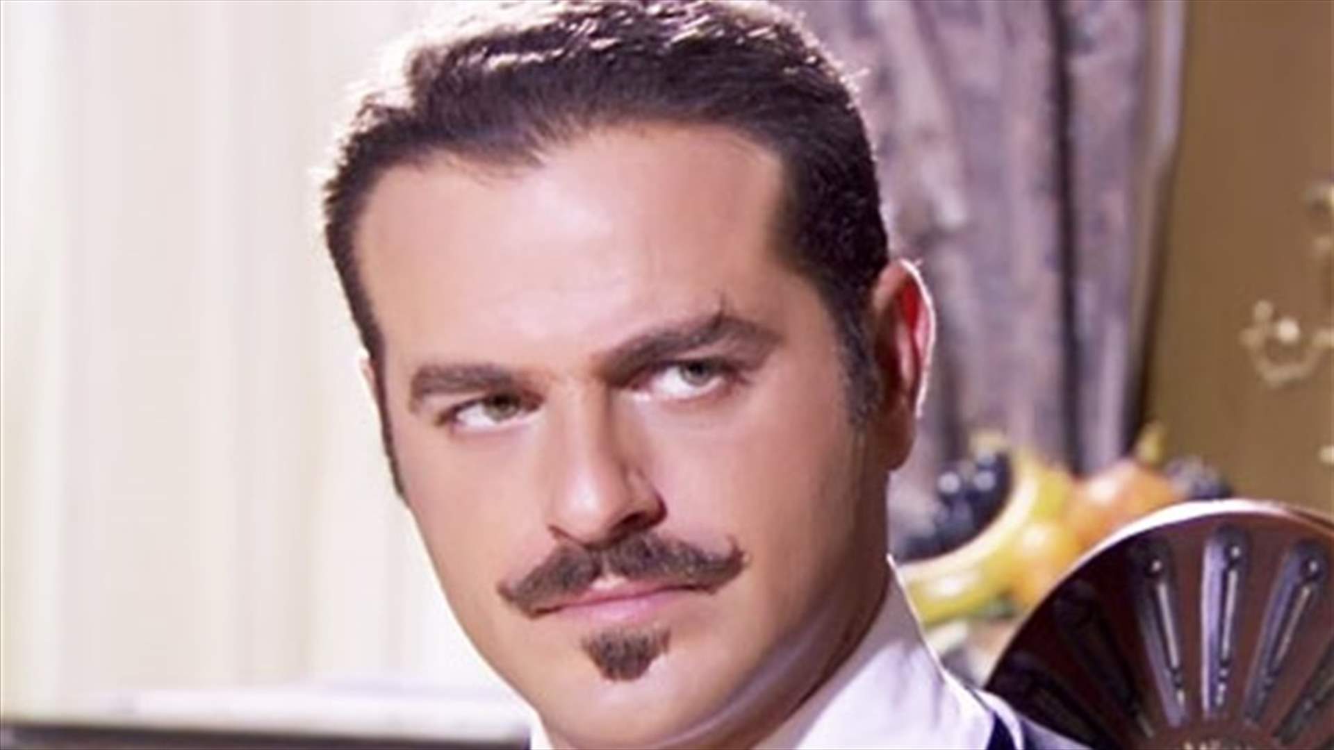 من هو الممثل التركي شبيه يوسف الخال؟