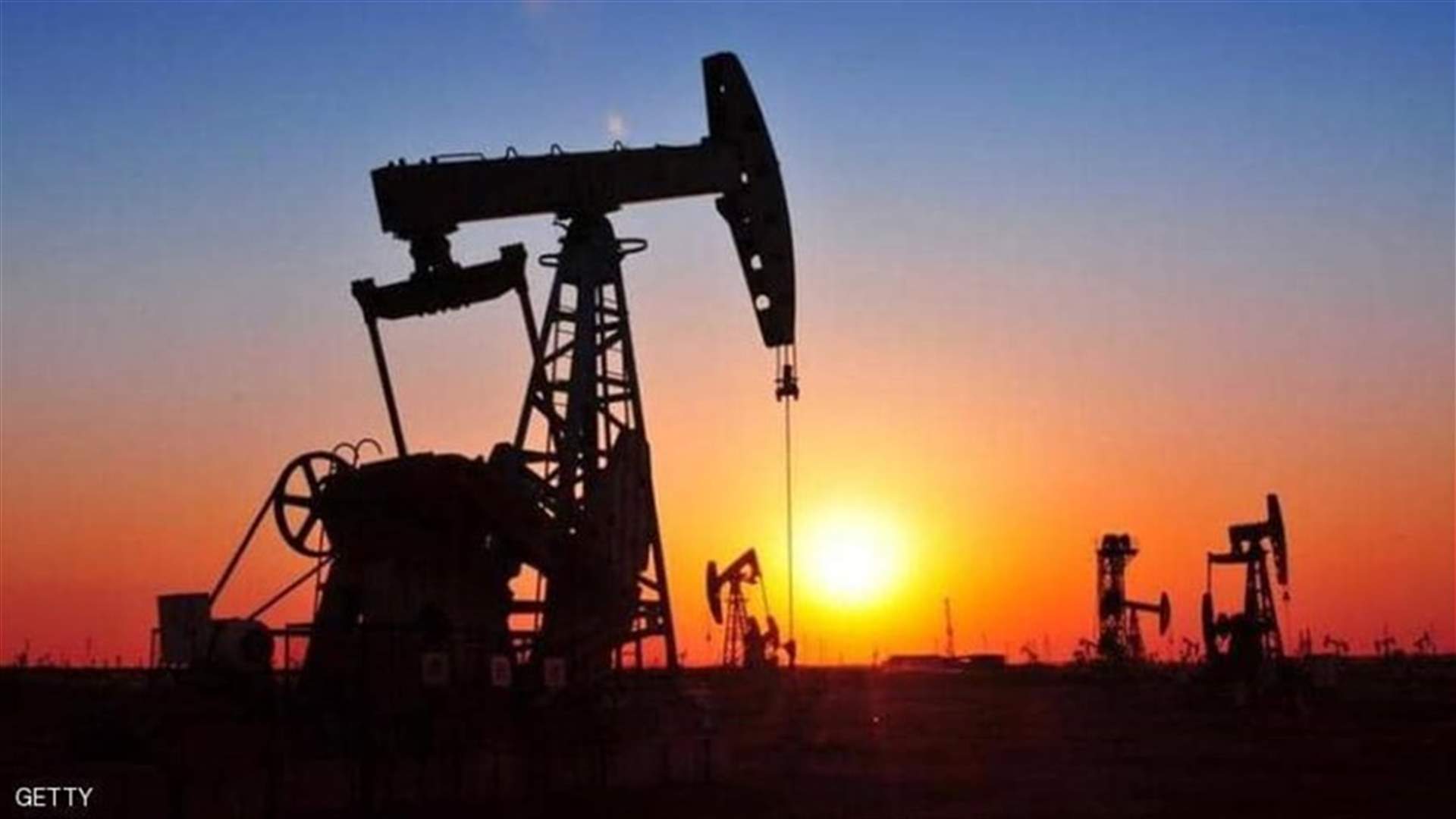النفط يهوي 6% مع قول وزير الطاقة السعودي إن الإنتاج عاد بالكامل