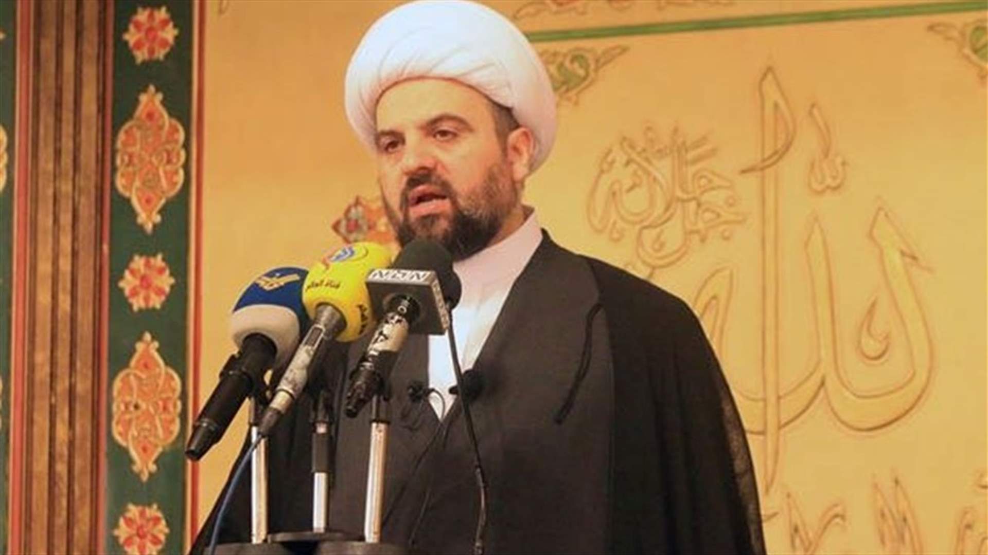 المفتي قبلان: الأوضاع صعبة والخروج منها يتطلب قرارات جريئة تطال كل عصابات النهب