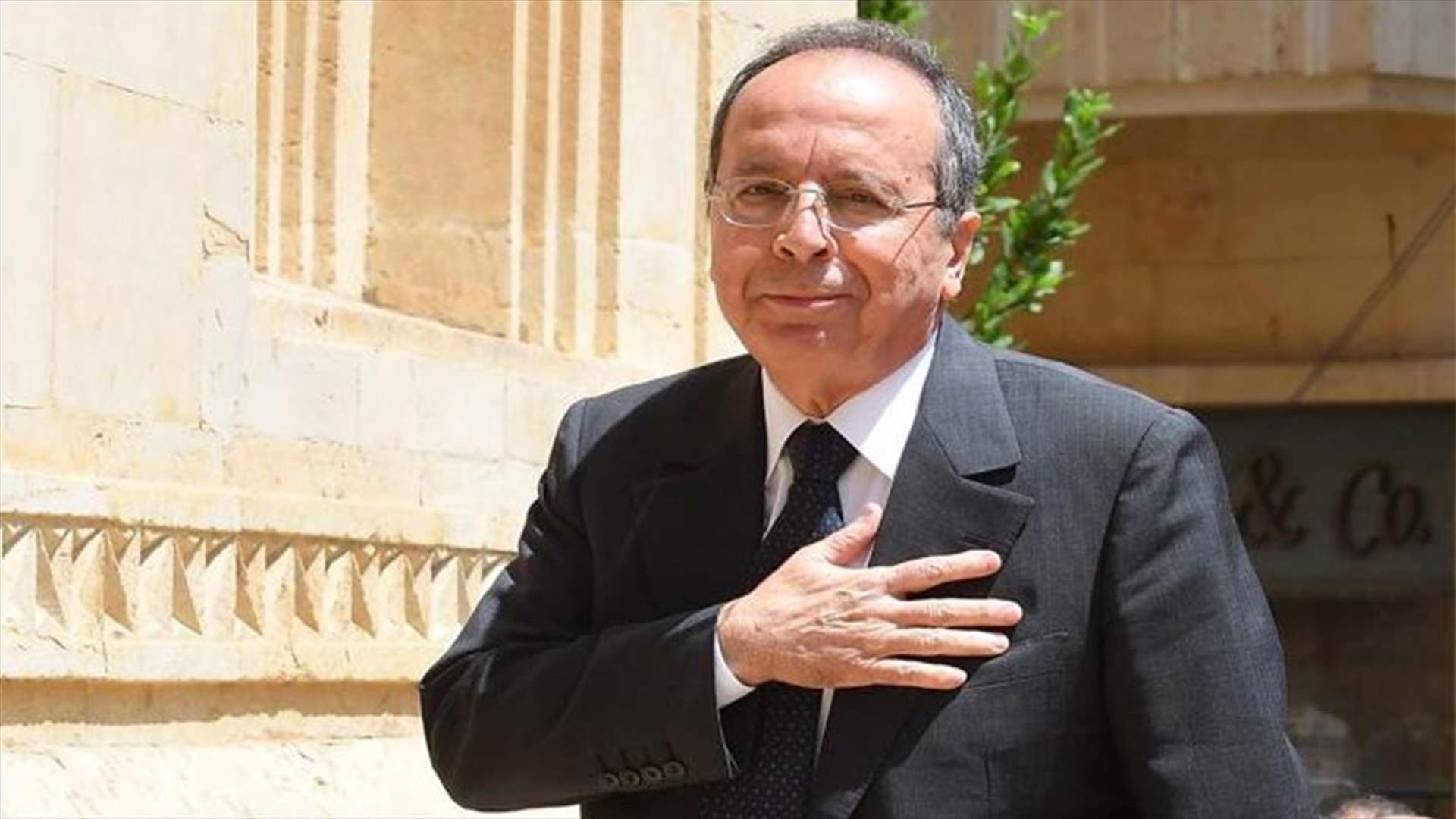 جميل السيد: بعض ١٤ آذار يطالب بمنع التهريب ويرفض التنسيق الأمني... كيف؟