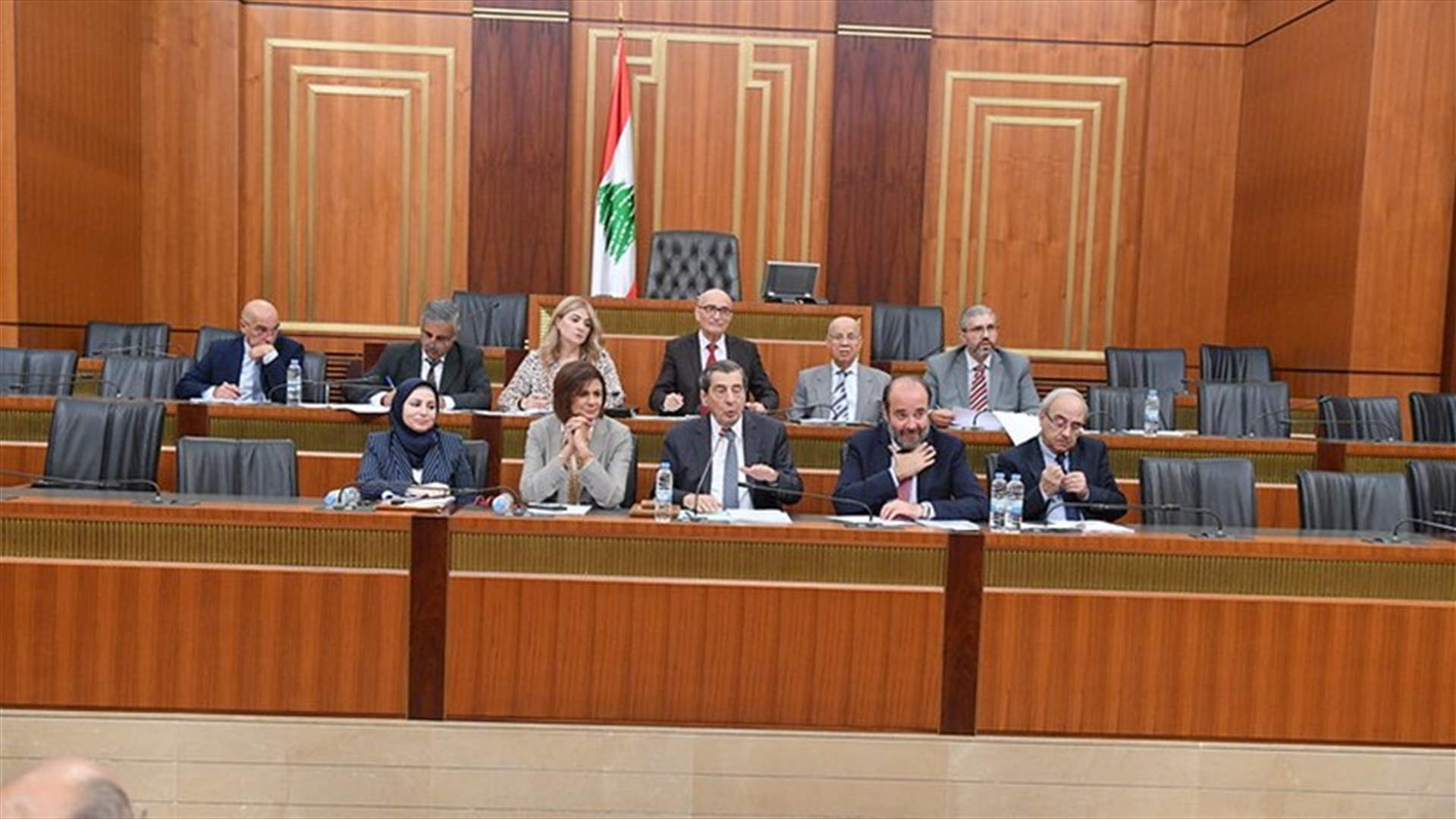 اللجان المشتركة بدأت بمناقشة اقتراح قانون الانتخاب المقدم من كتلة التنمية والتحرير