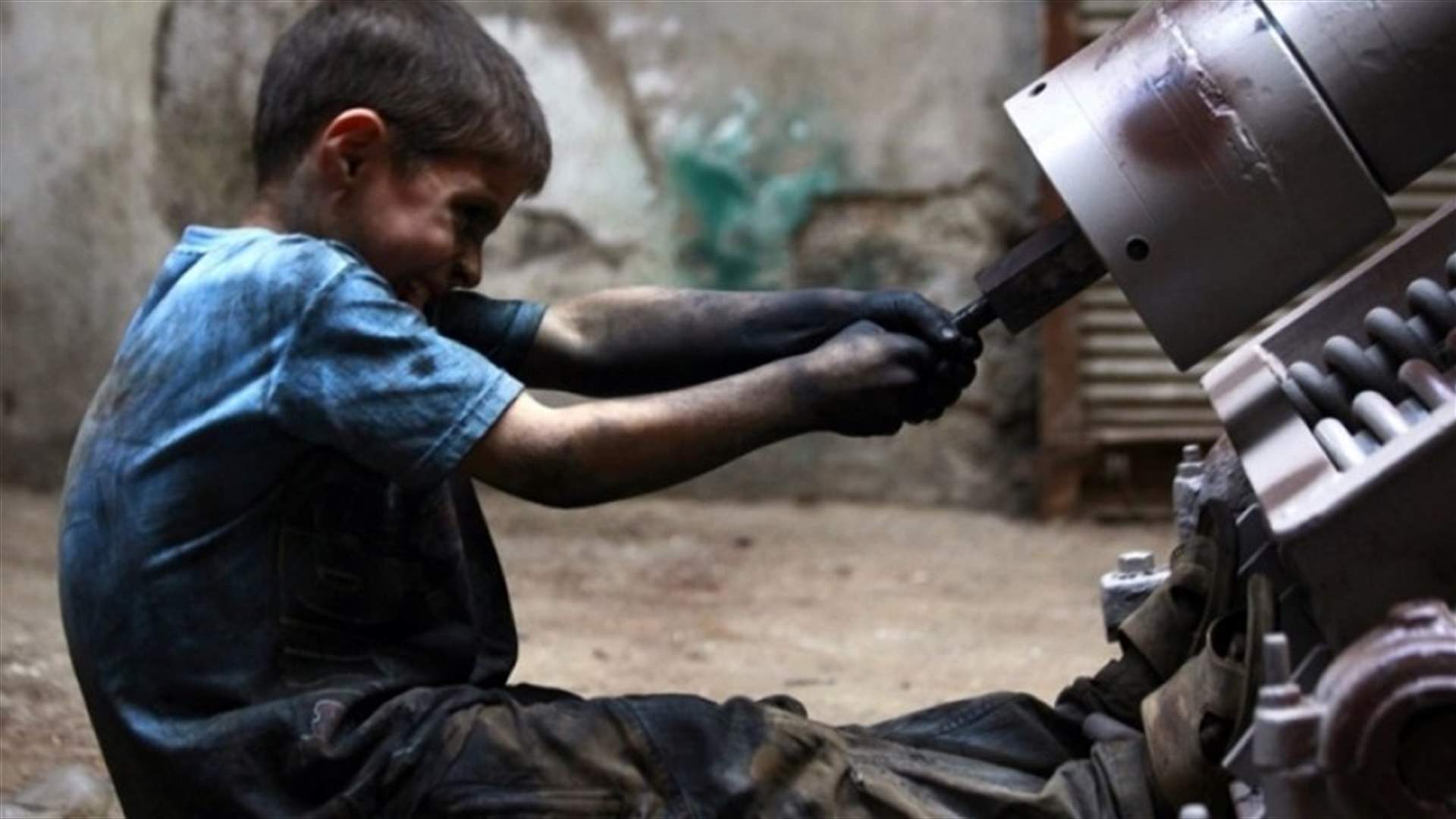 100 ألف طفل عامل في لبنان...