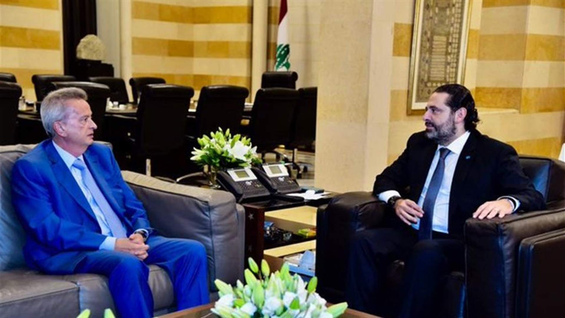 Hariri meets with Salameh, tackles financial and monetary situation