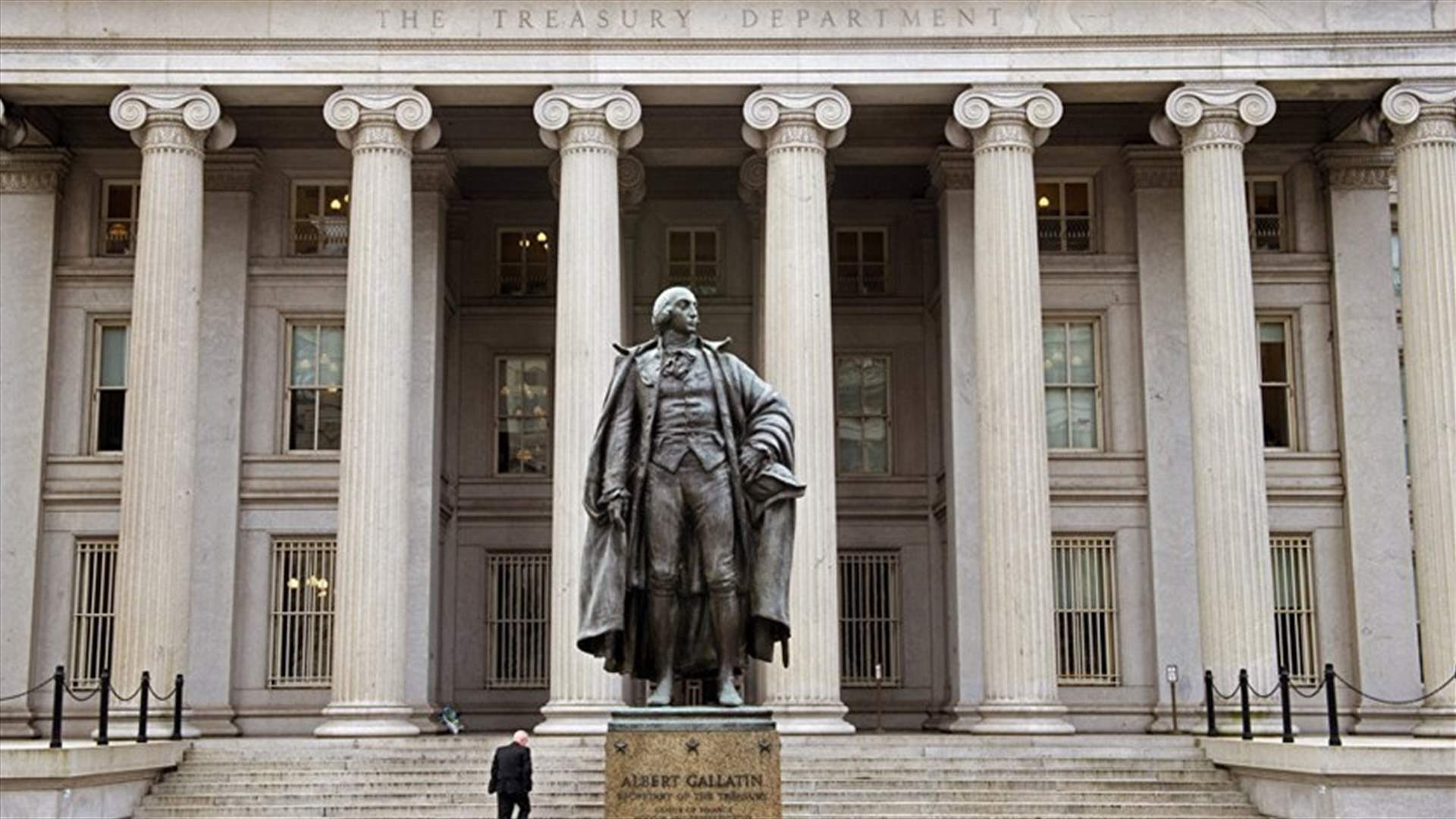US sanctions firm it says provides jet fuel to Russia in Syria