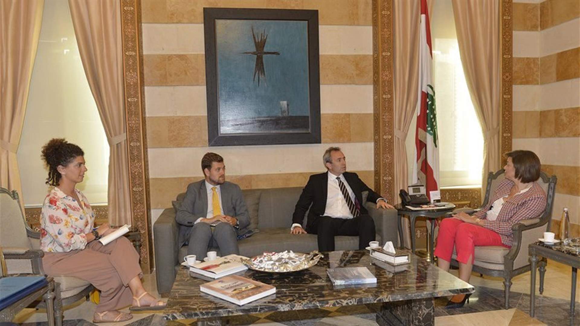 Minister al-Hassan meets with UK Ambassador Rampling