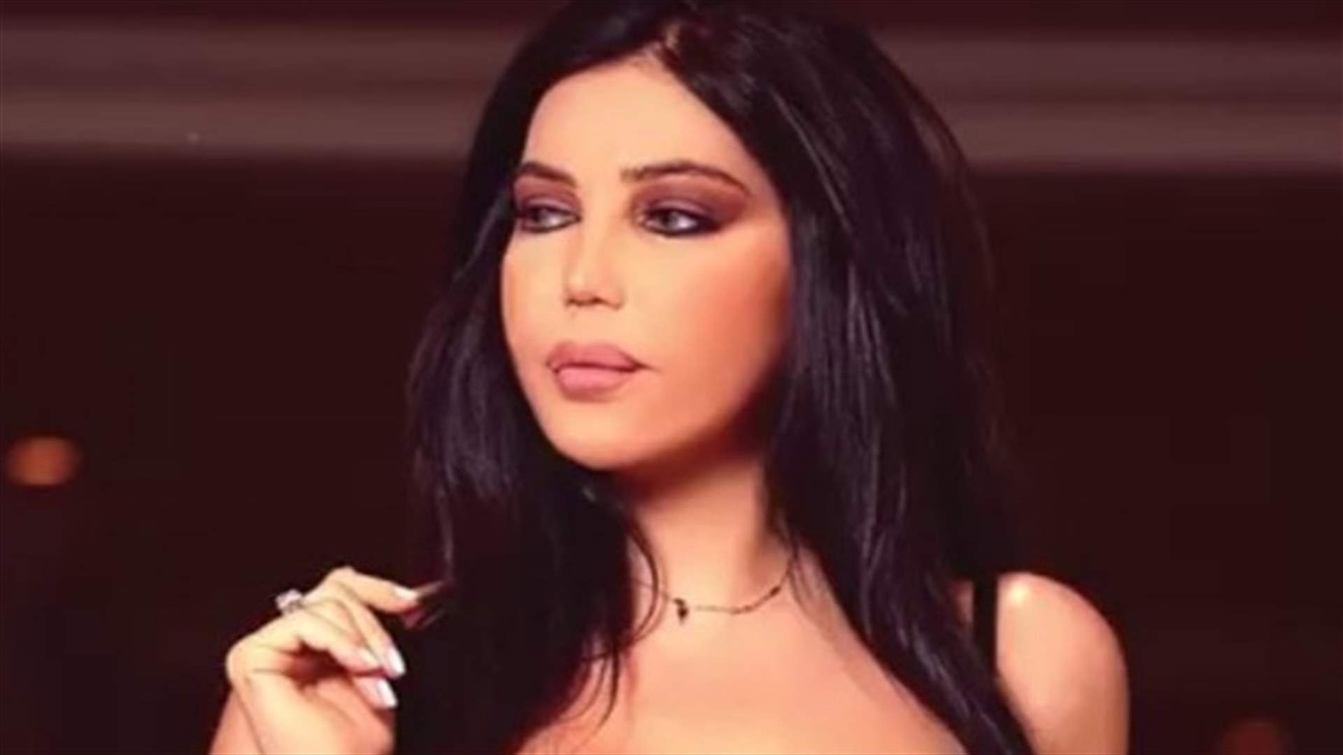 معلومات لا تعرفونها عن مي حريري.. تنازلت عن حضانة ابنتها بعد عذابٍ وقهر