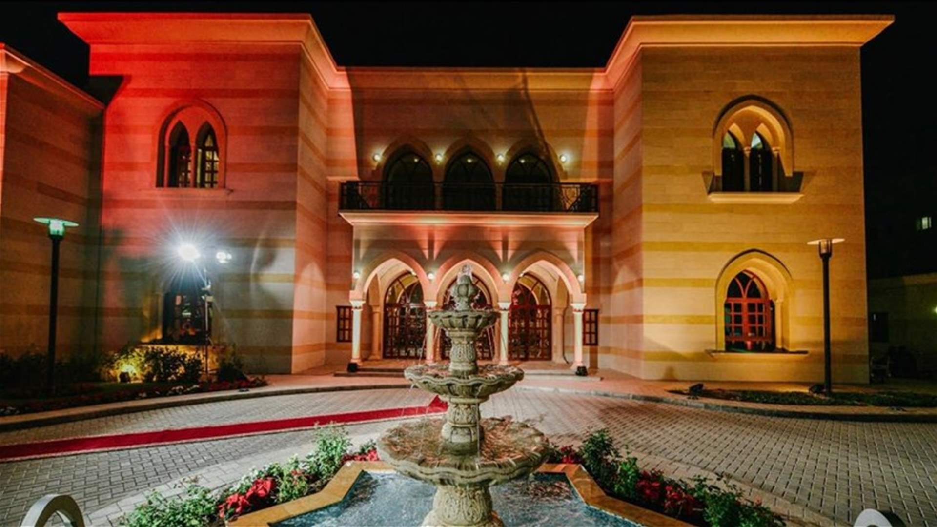 الإدعاء على موظف في السفارة اللبنانية في قطر...