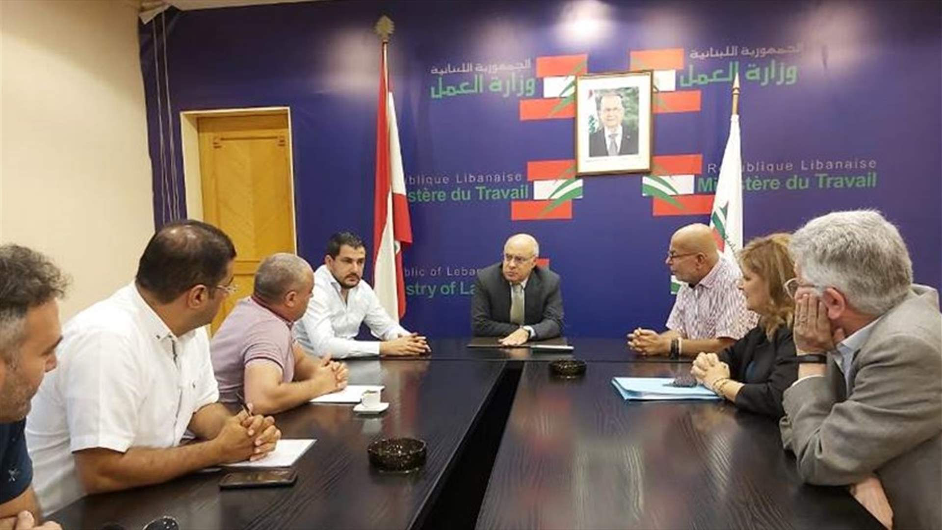 ابو سليمان التقى المصروفين من المطابع التعاونية الصحافية... وهذا ما أكده