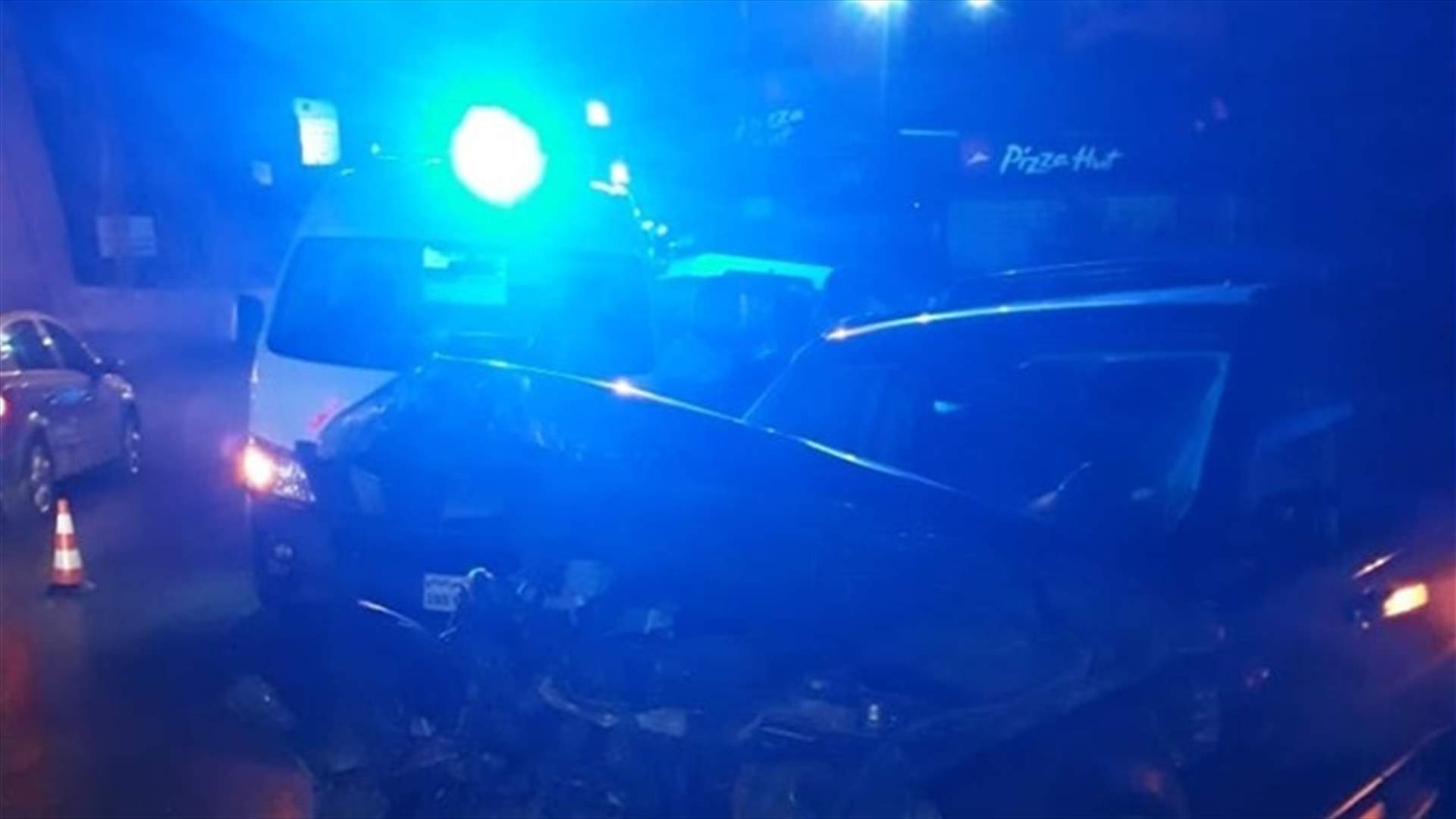 جريحان اثر حادث سير في المنصورية (صور)
