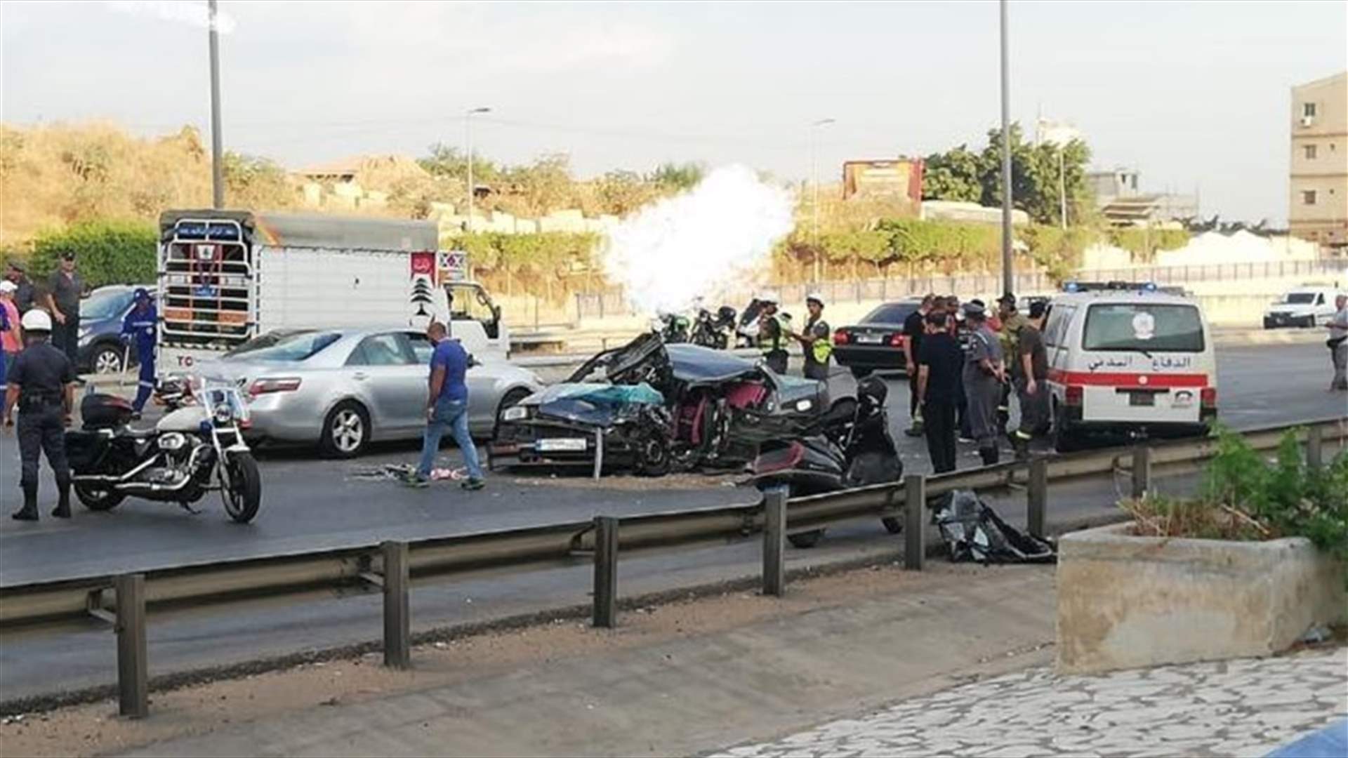 مقتل امرأة وجرح شخصين بحادث مروع على طريق المطار (صوَر)