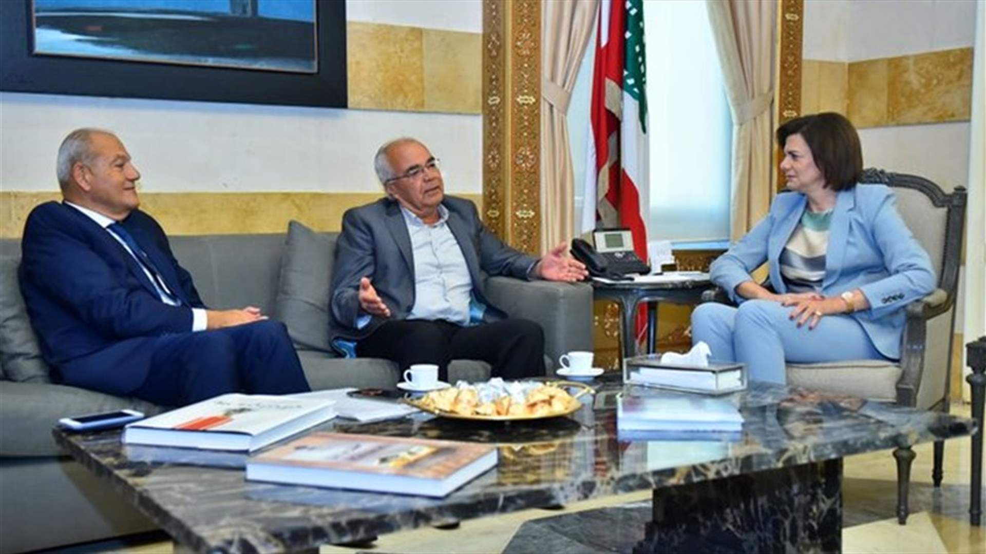 وعد من وزيرة الداخلية الى الصحافي محمد صالح...