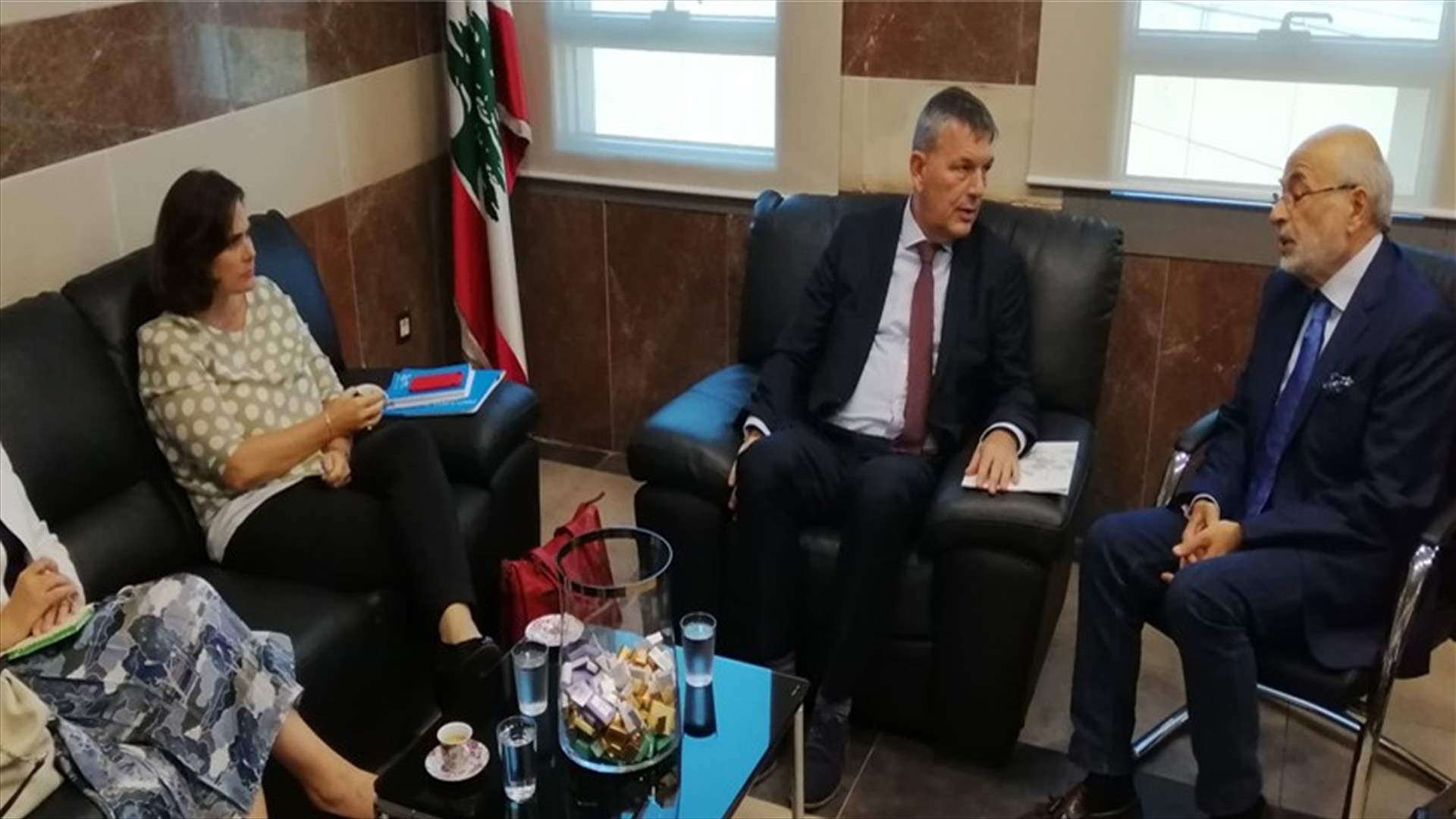 شهيب أثار مع لازاريني ملف تعليم النازحين وذوي الحاجات الخاصة... وأزمة الأقساط المدرسية