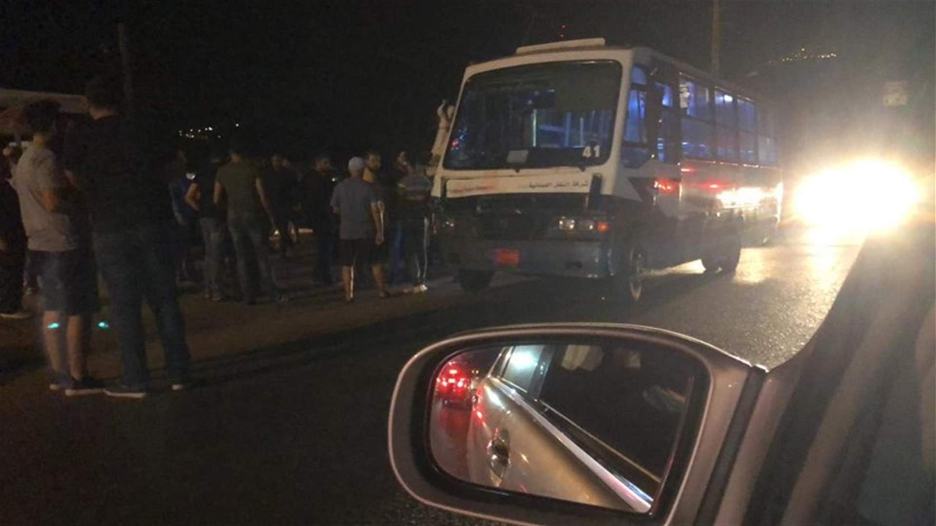 حادث سير مروّع على طريق كفرفالوس... وفاة ابن الـ16 عامًا وإصابة 3 أشخاص (صورة)