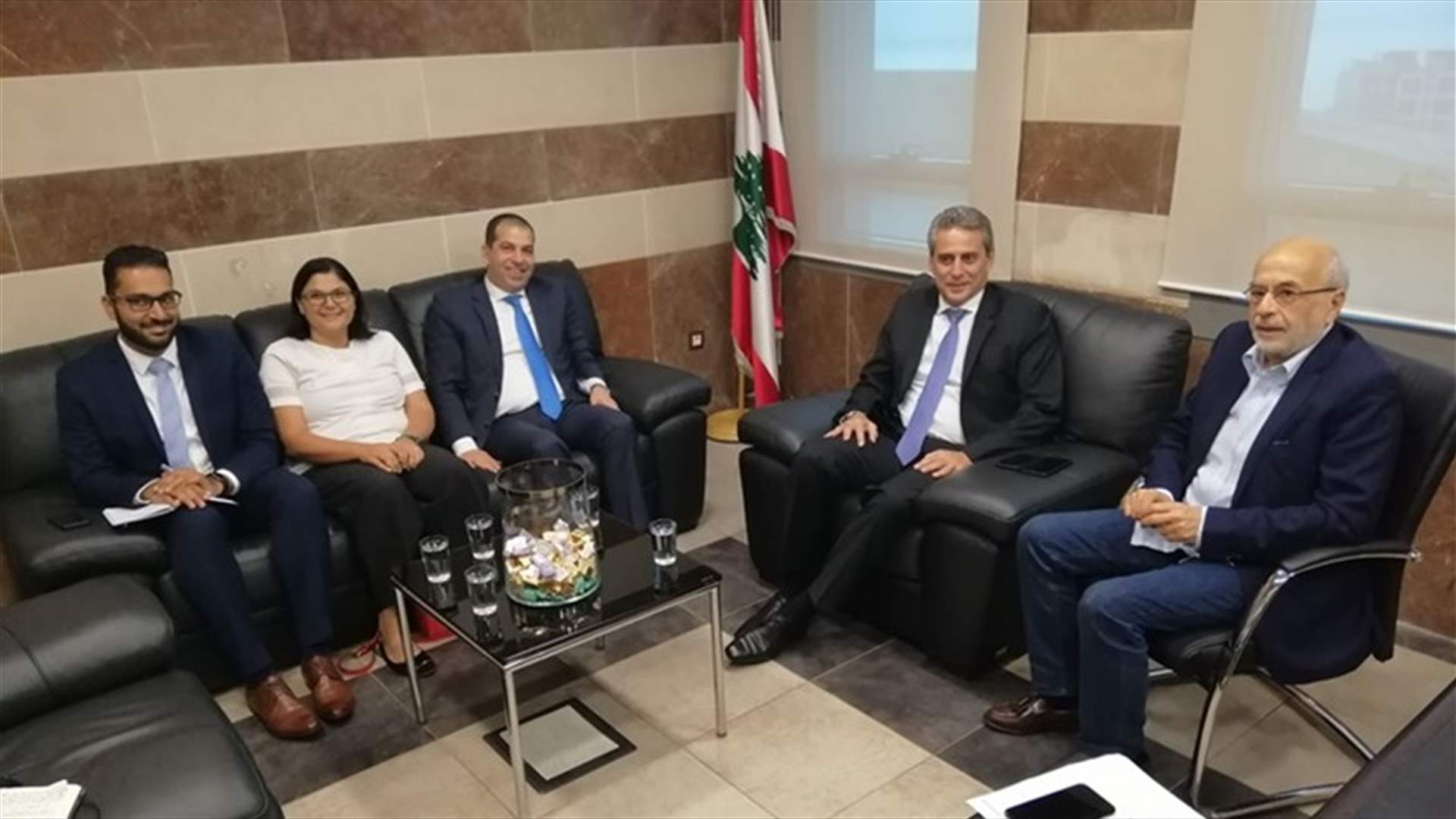 شهيب تابع مع المدارس الخاصة الحفاظ على حقوقها وسداد المستحقات المتأخرة للمدارس المجانية لتتمكن من الإستمرار