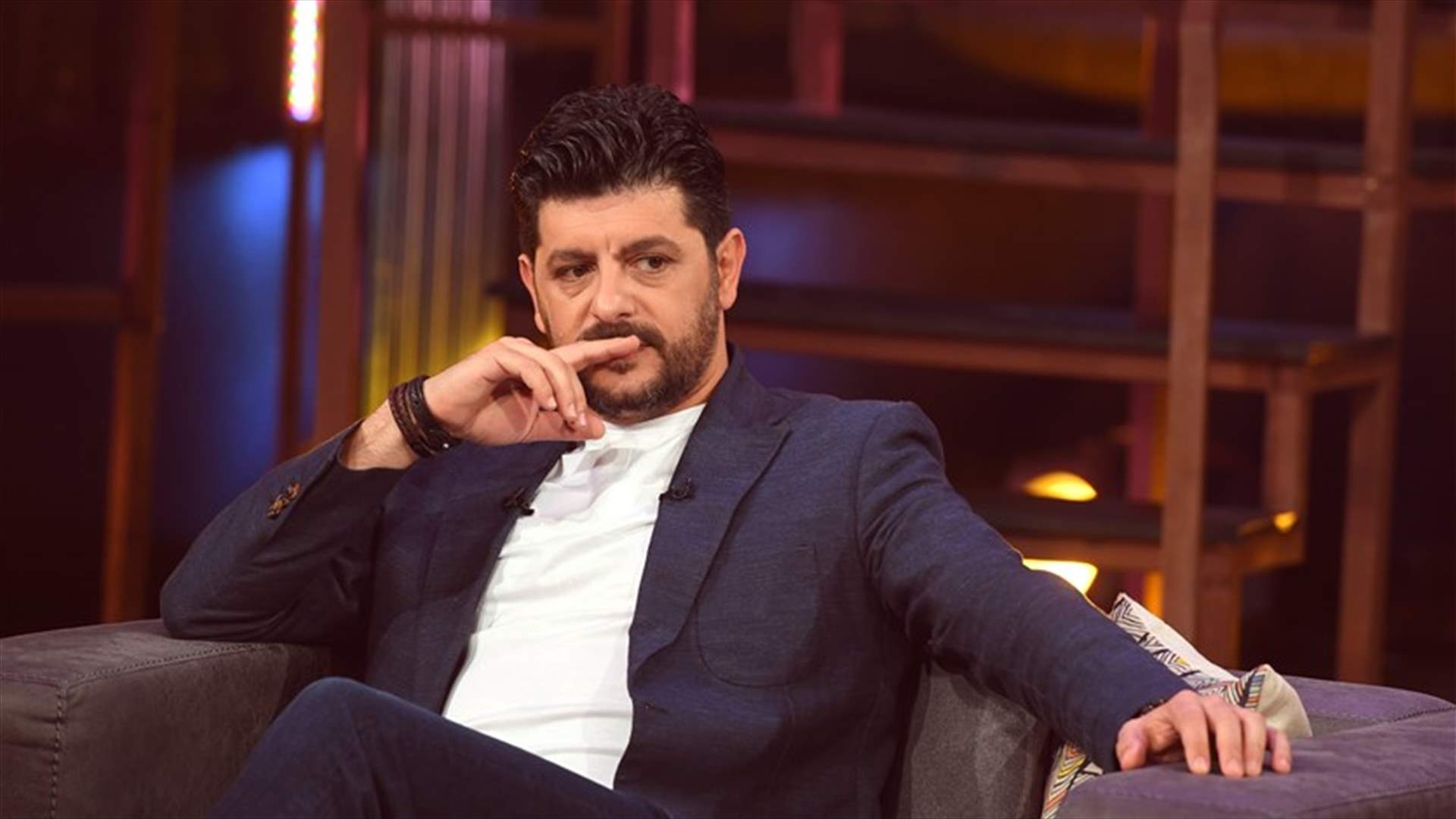 طوني عيسى: أنا على علاقة بشابة من دين مختلف